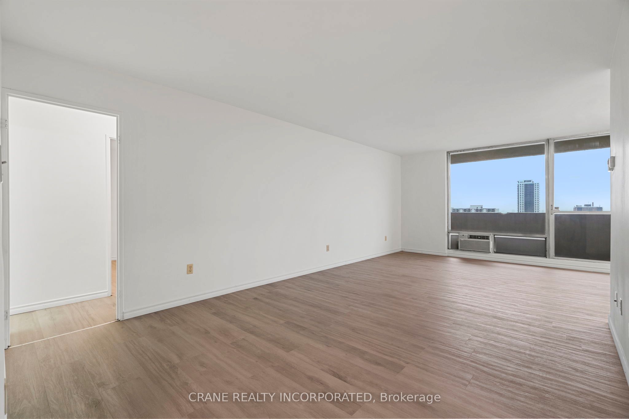 #2610 - 1 Massey Square Property Photo 1