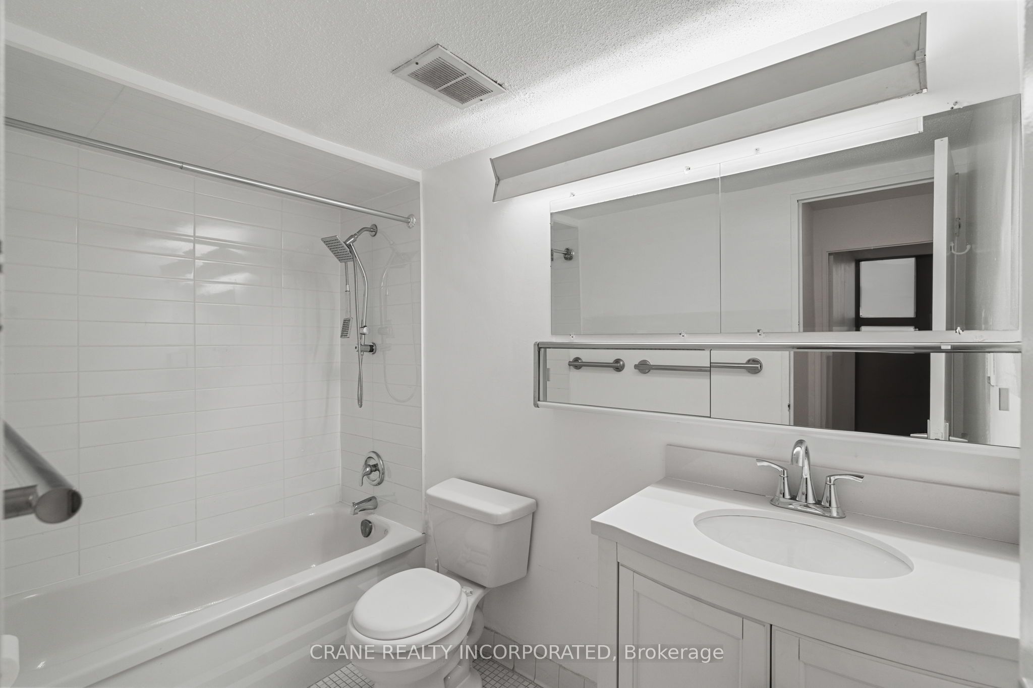 #2610 - 1 Massey Square Property Photo 16
