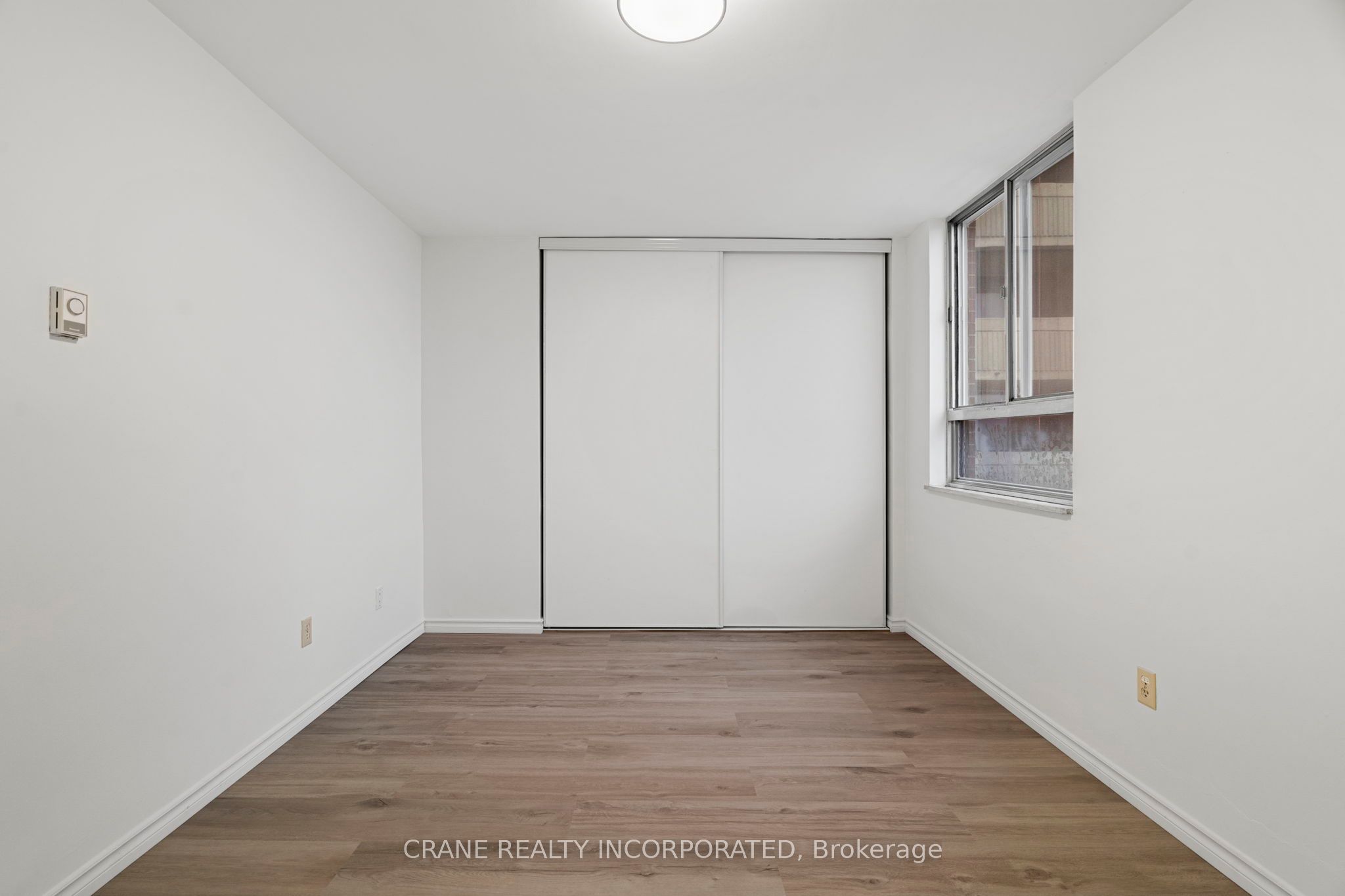 #2610 - 1 Massey Square Property Photo 26