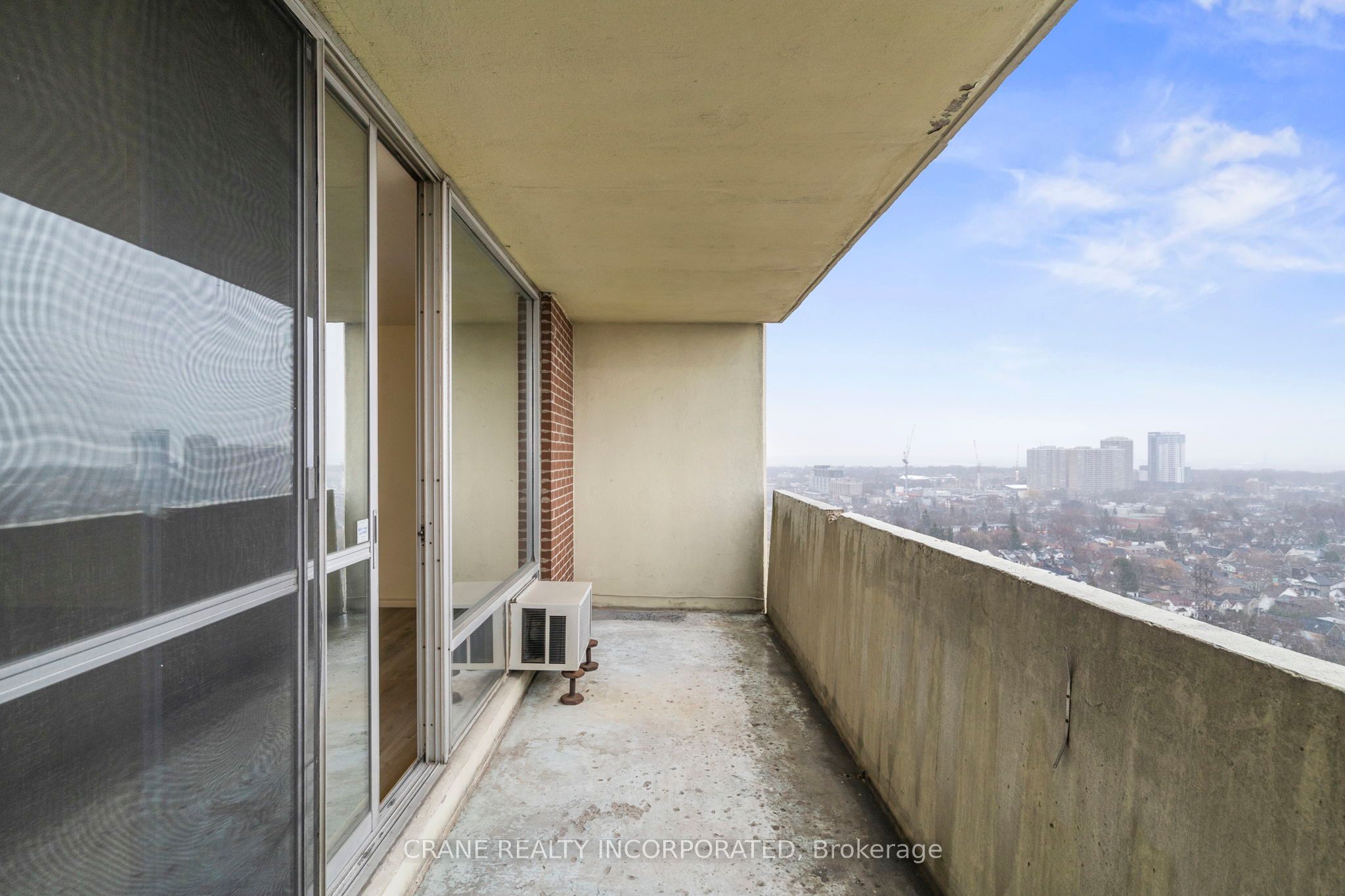 #2610 - 1 Massey Square Property Photo 29