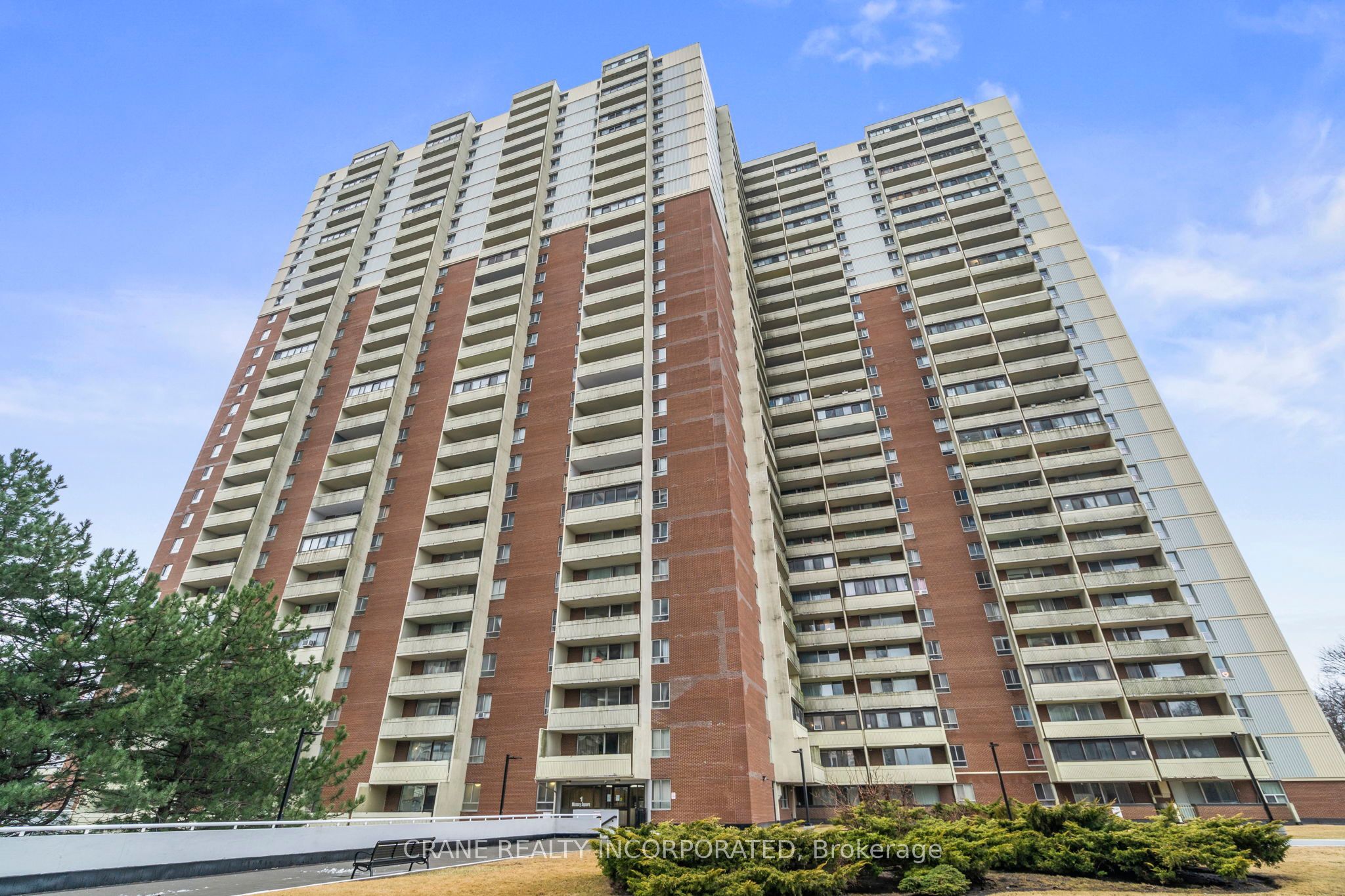 #2610 - 1 Massey Square Property Photo 31