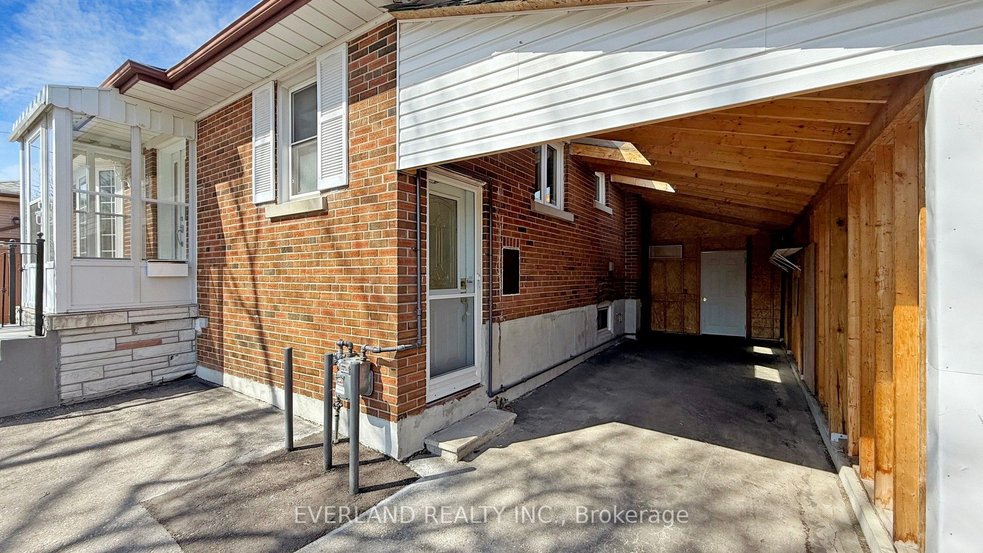 8 Hogan Drive Property Photo 4