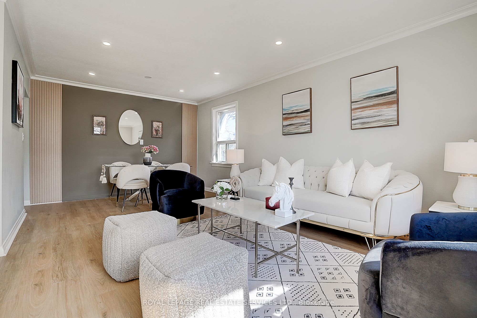 8 Bellvare Crescent Property Photo 5