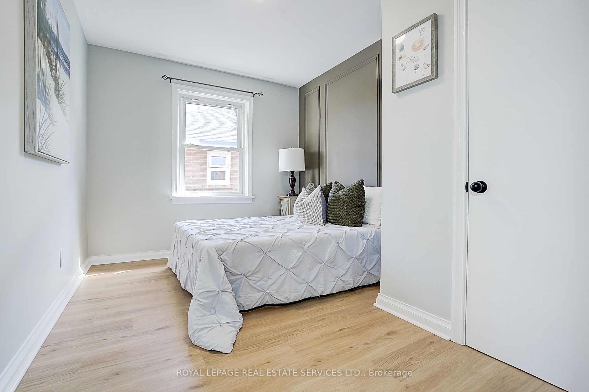 8 Bellvare Crescent Property Photo 22