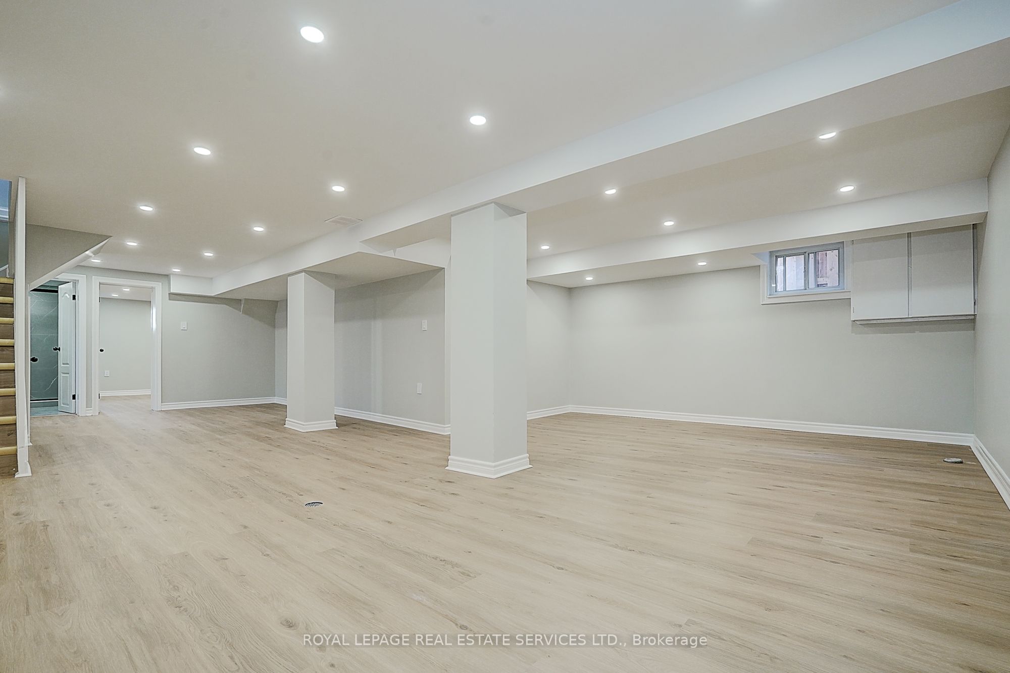 8 Bellvare Crescent Property Photo 29