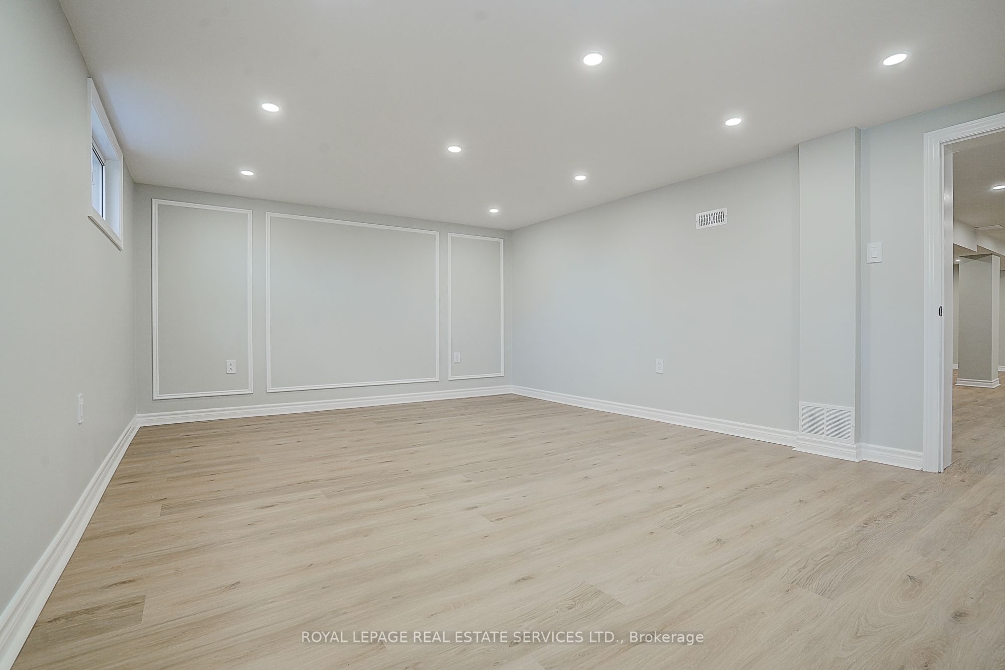 8 Bellvare Crescent Property Photo 33