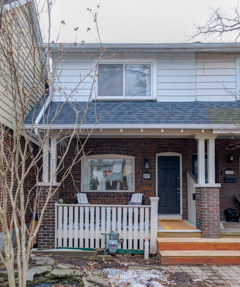 187 Oakcrest Avenue Property Photo 1