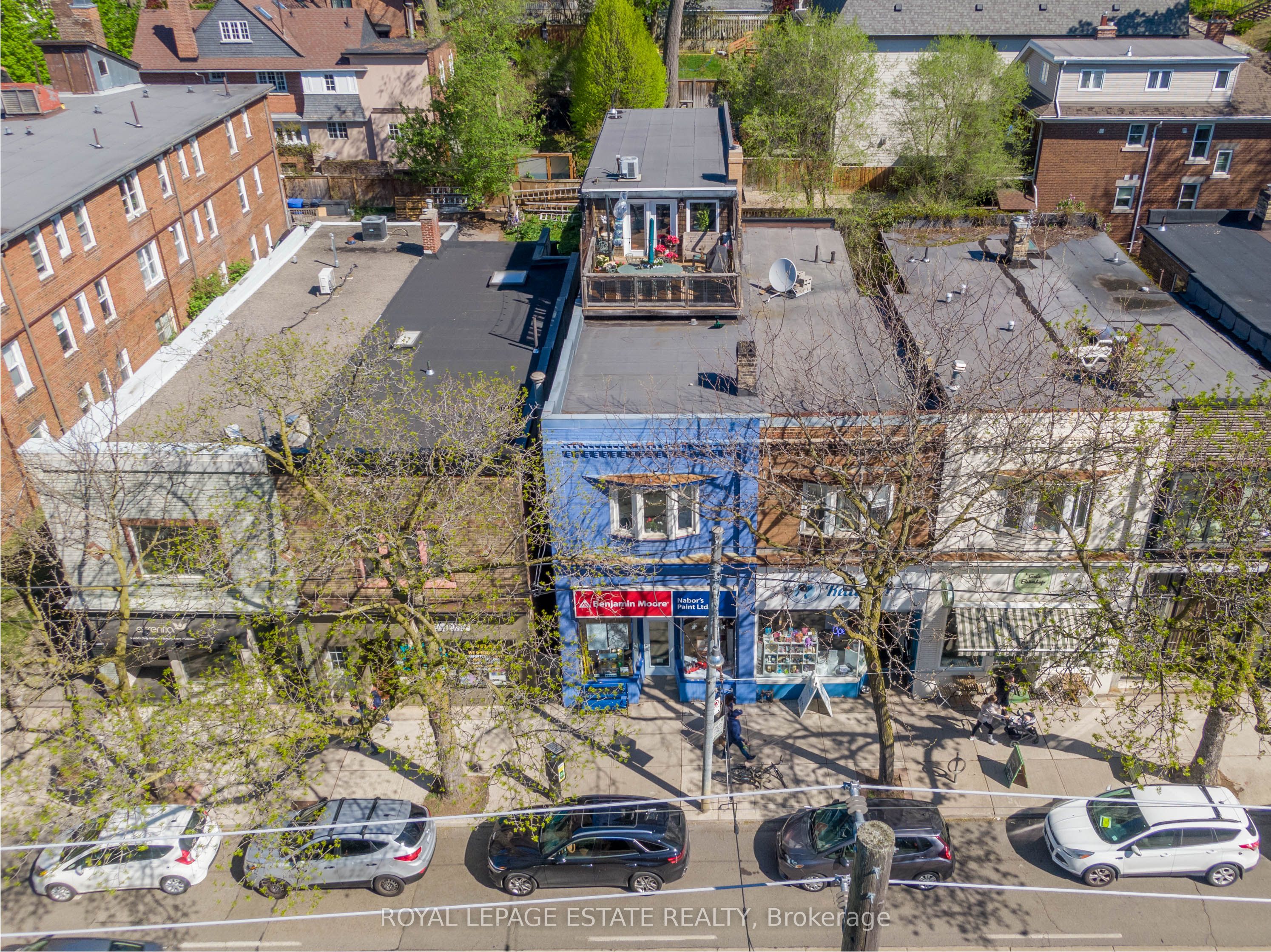 2184 Queen Street E Property Photo 2