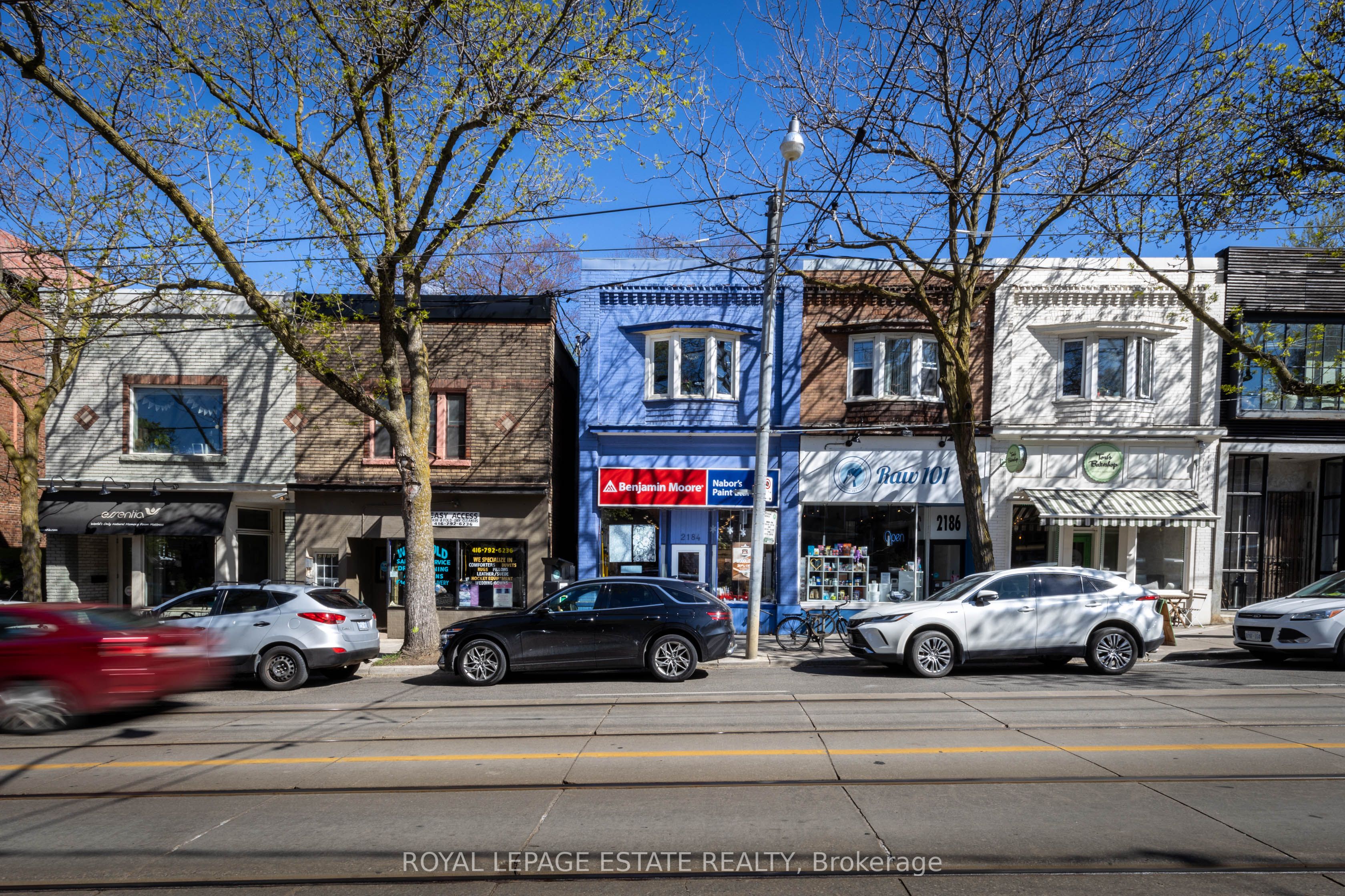 2184 Queen Street Property Photo 1