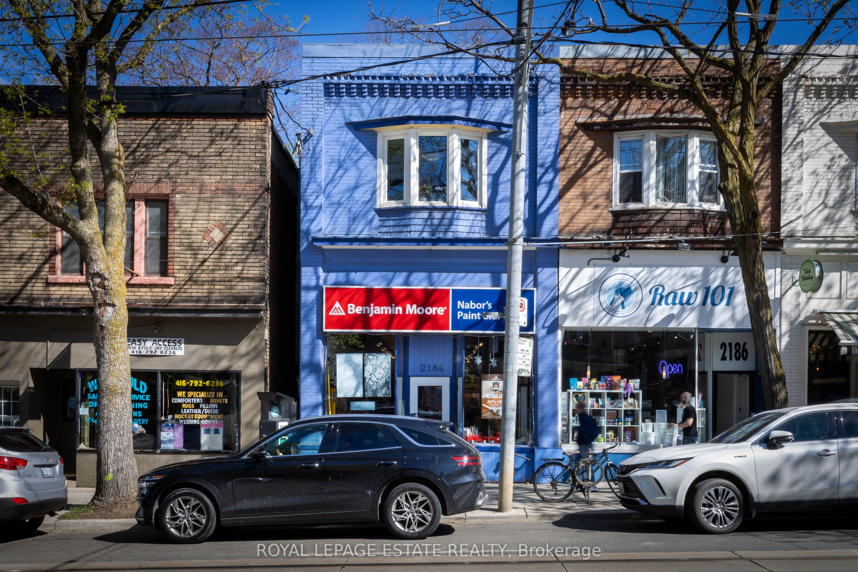 2184 Queen Street Property Photo 3