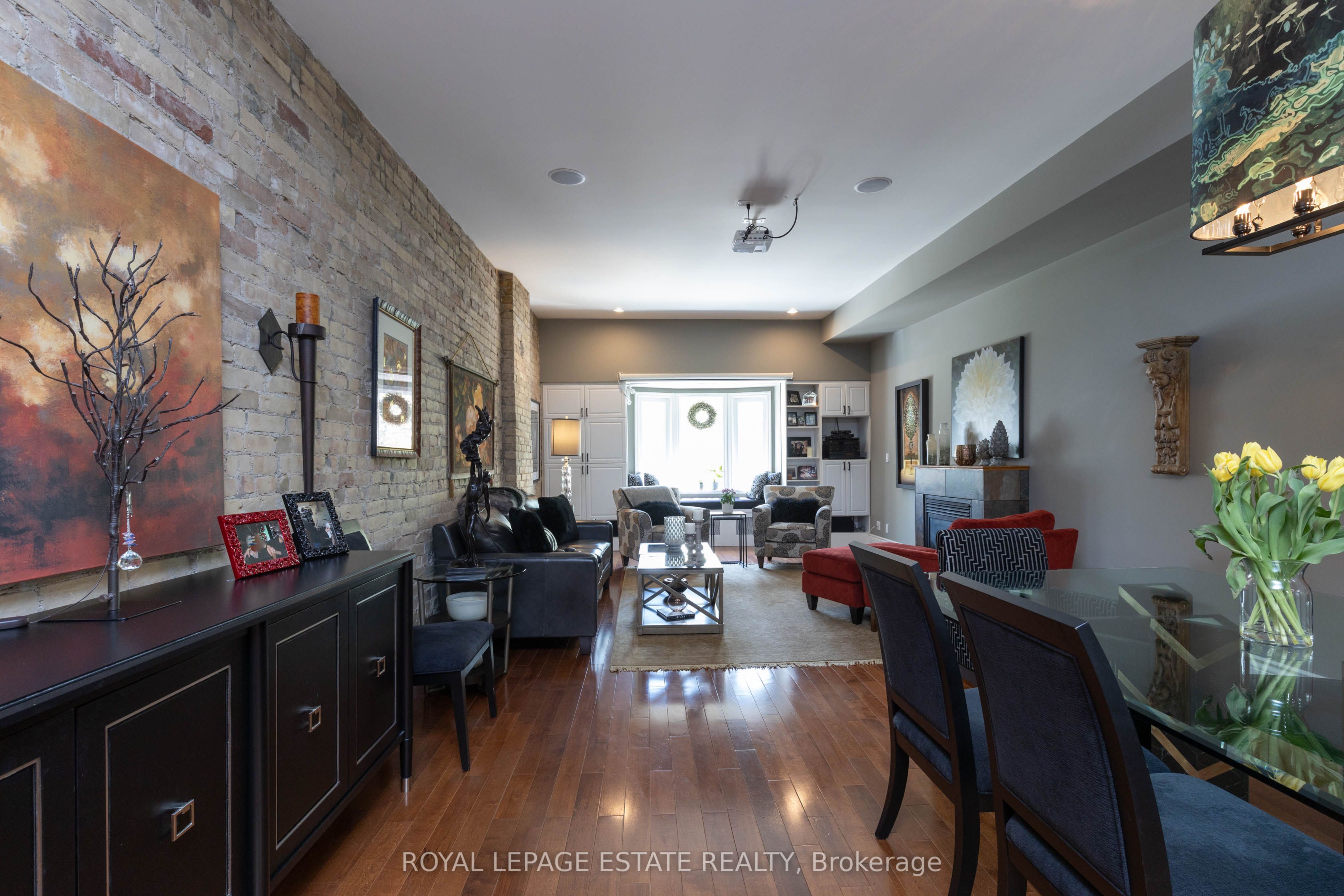 2184 Queen Street Property Photo 8
