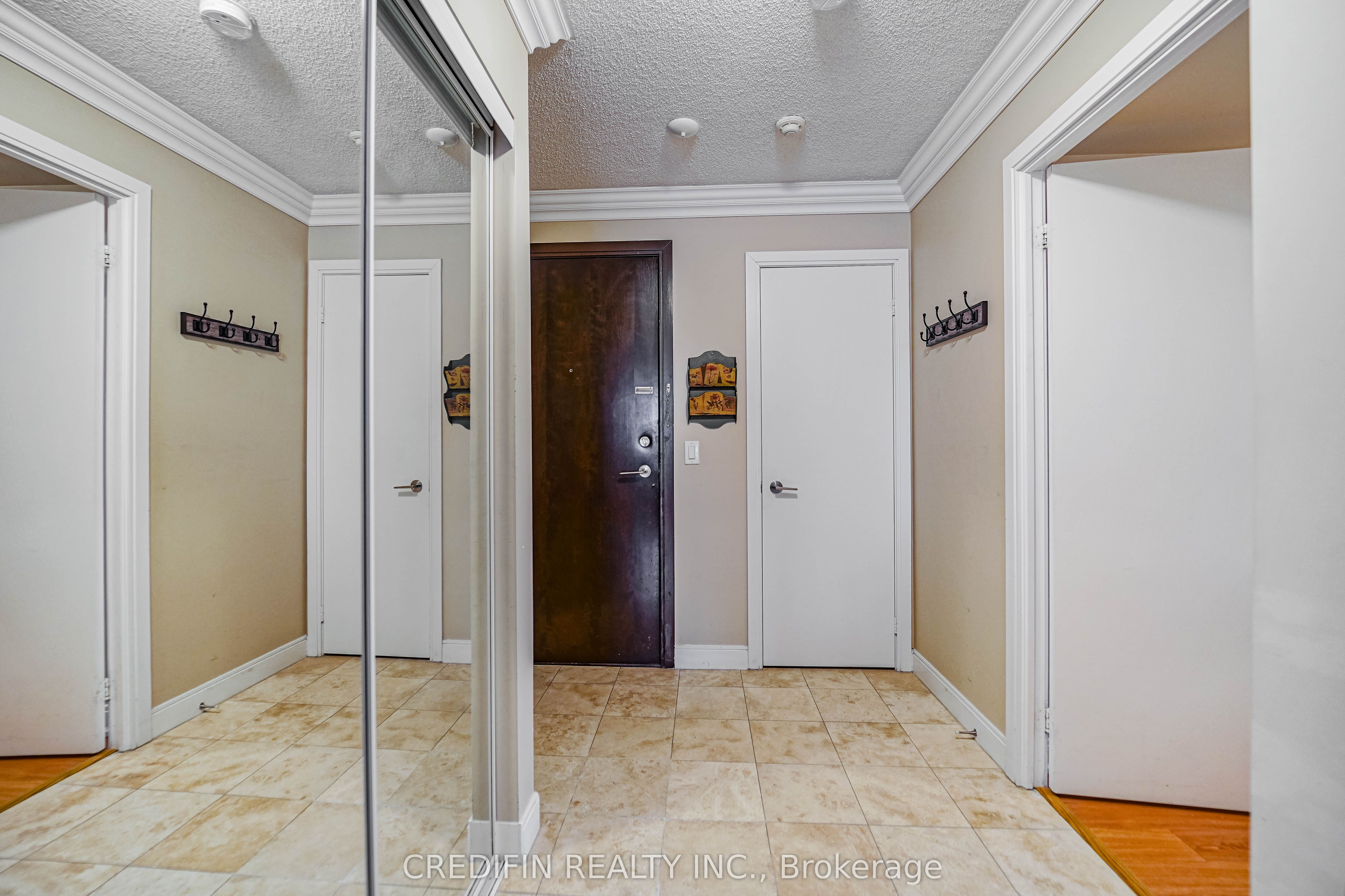 238 Bonis Avenue 1118 Property Photo 8