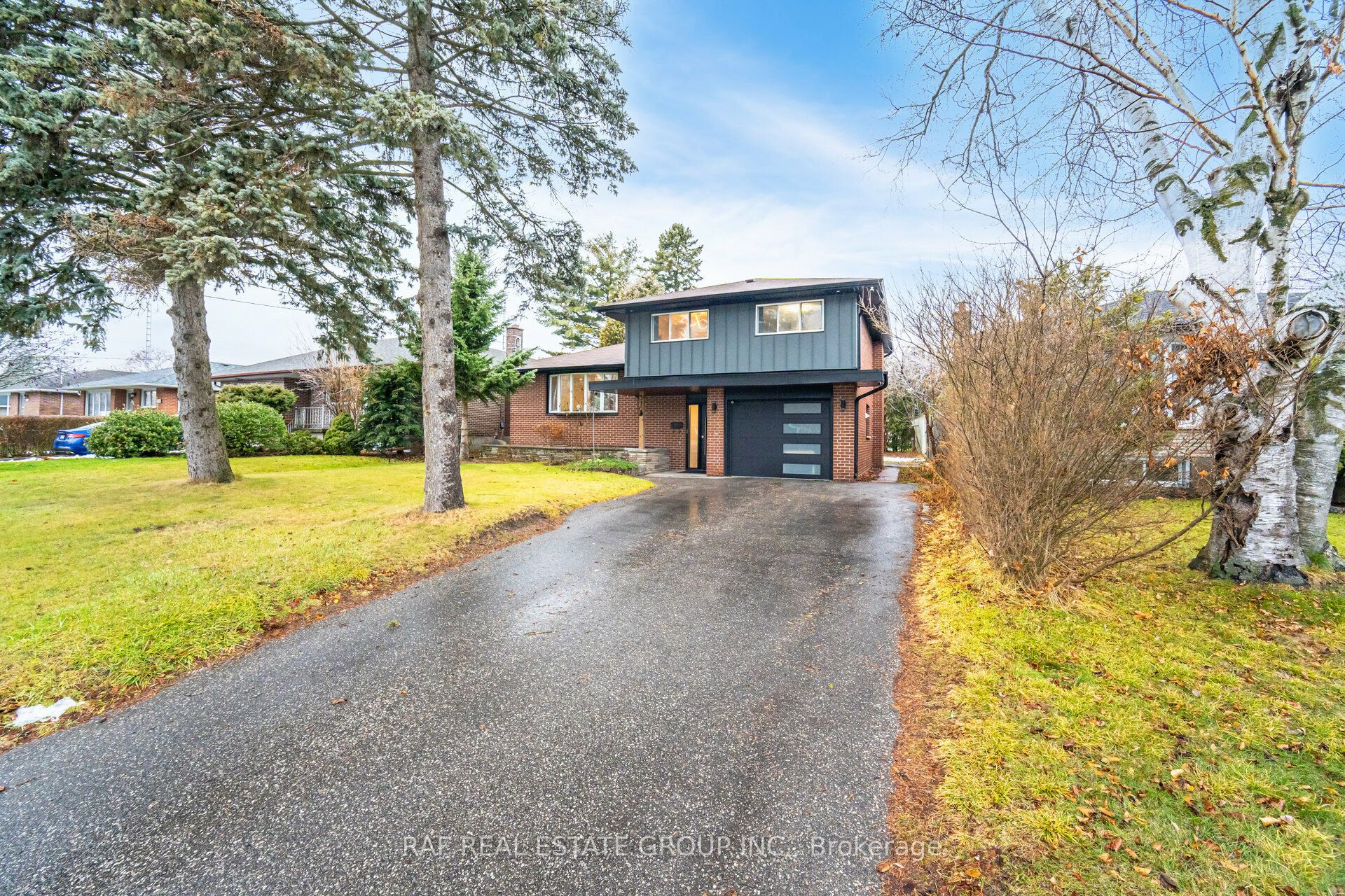 310 Admiral Road Property Photo 2