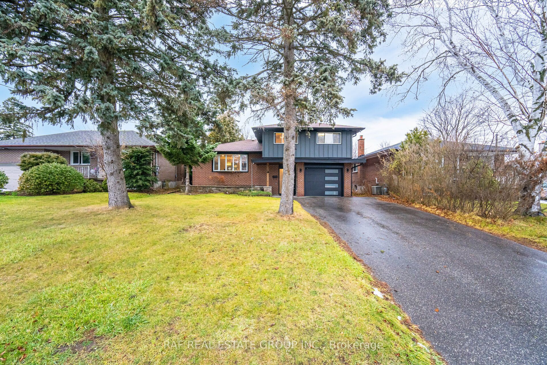 310 Admiral Road Property Photo 4