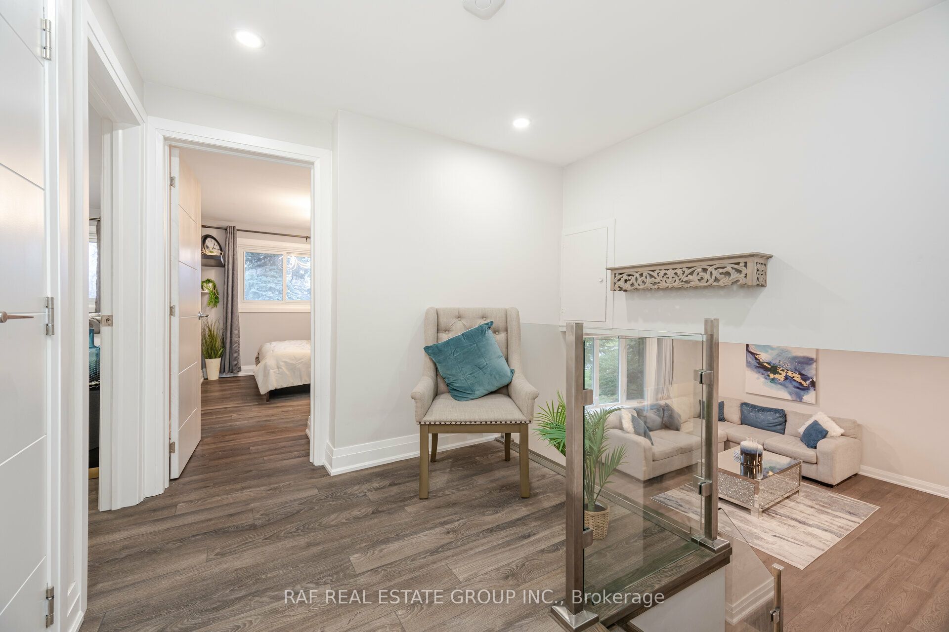 310 Admiral Road Property Photo 24