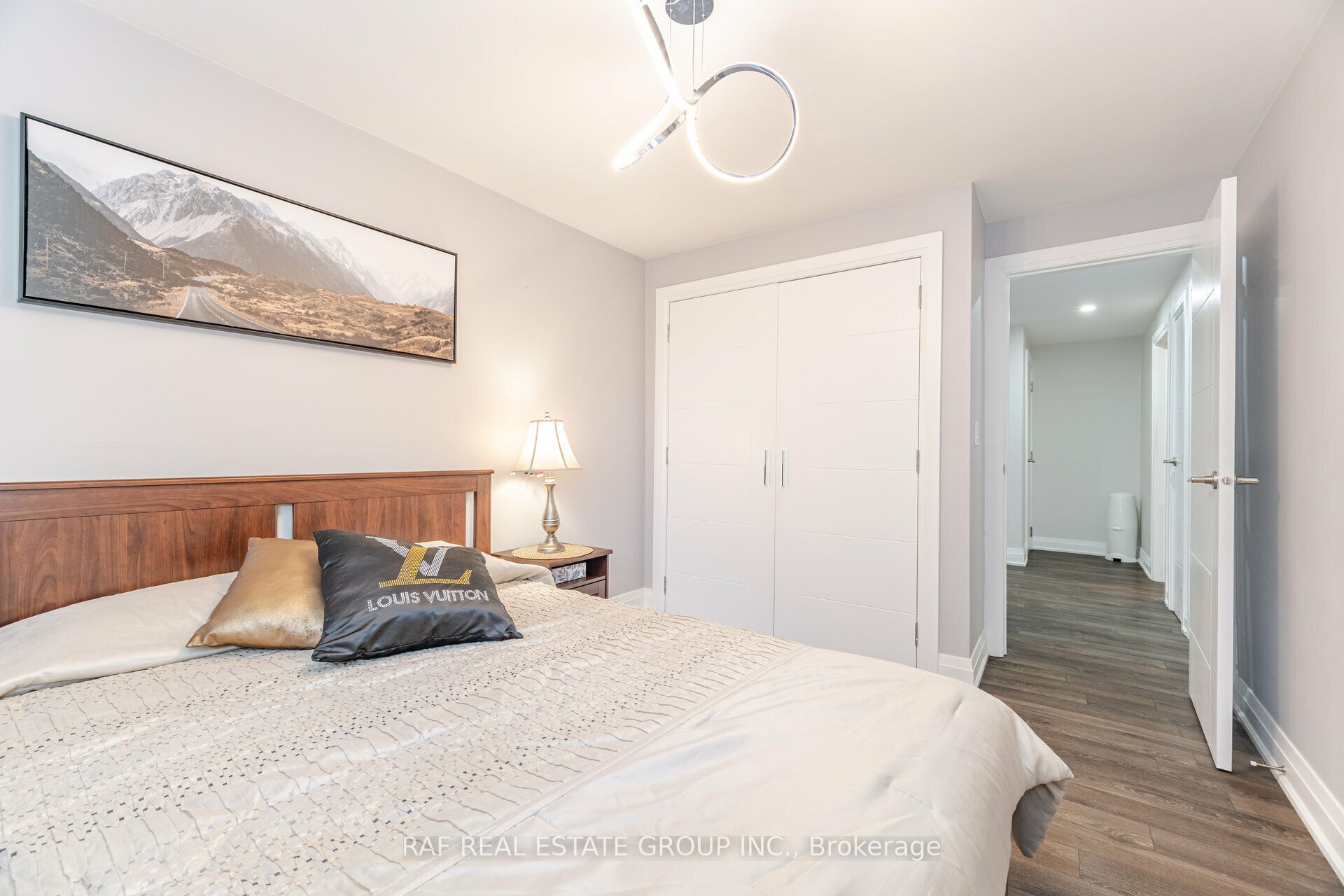 310 Admiral Road Property Photo 30