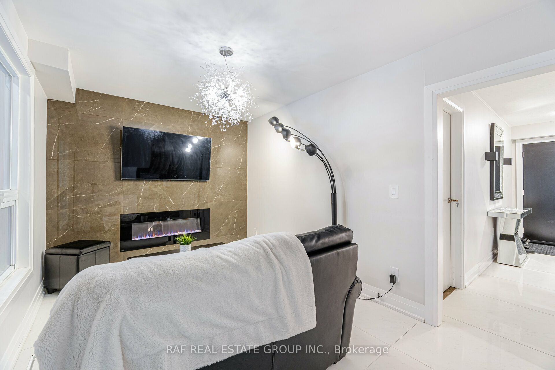 310 Admiral Road Property Photo 36