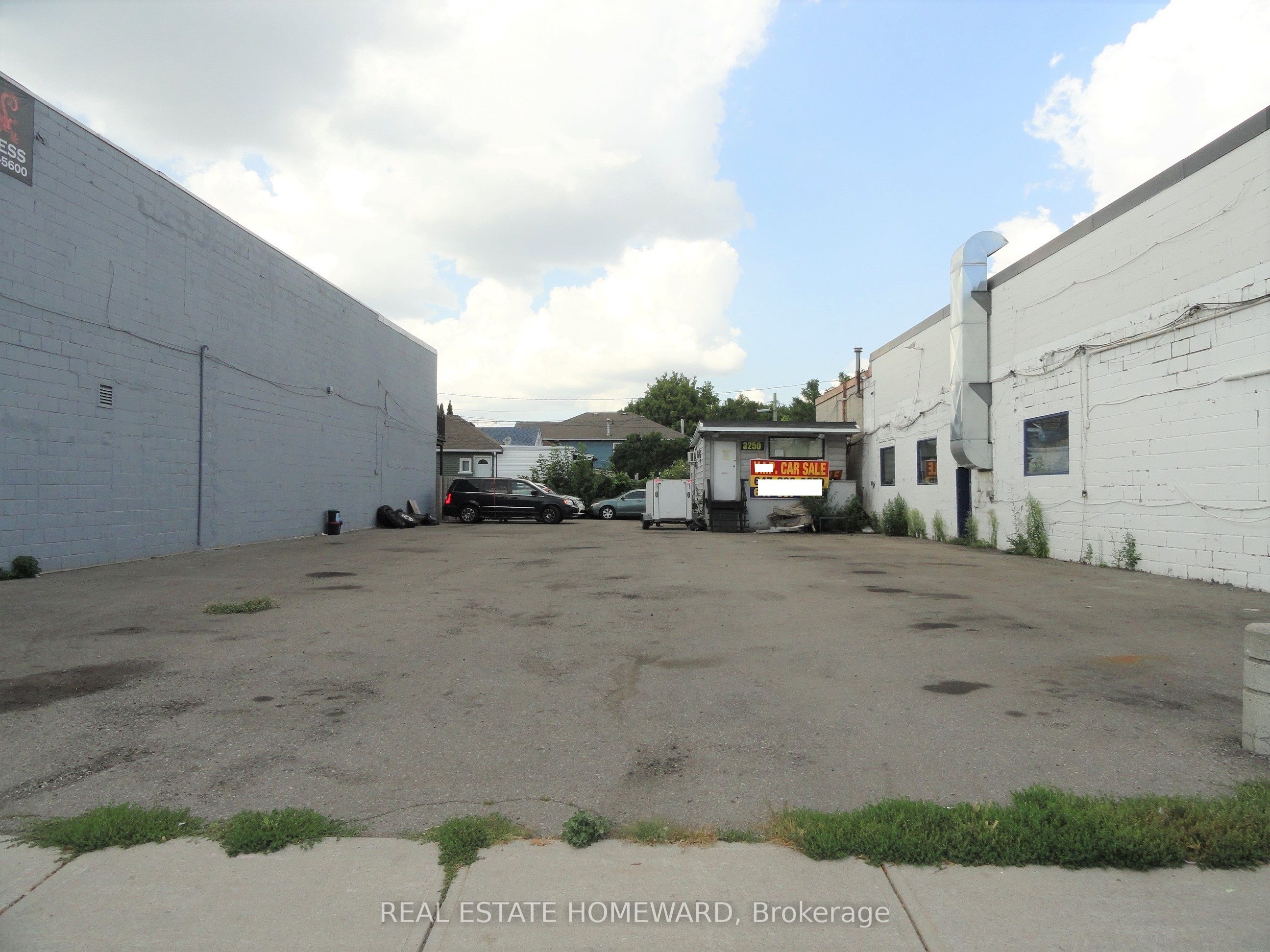3250 Danforth Avenue Property Photo 1