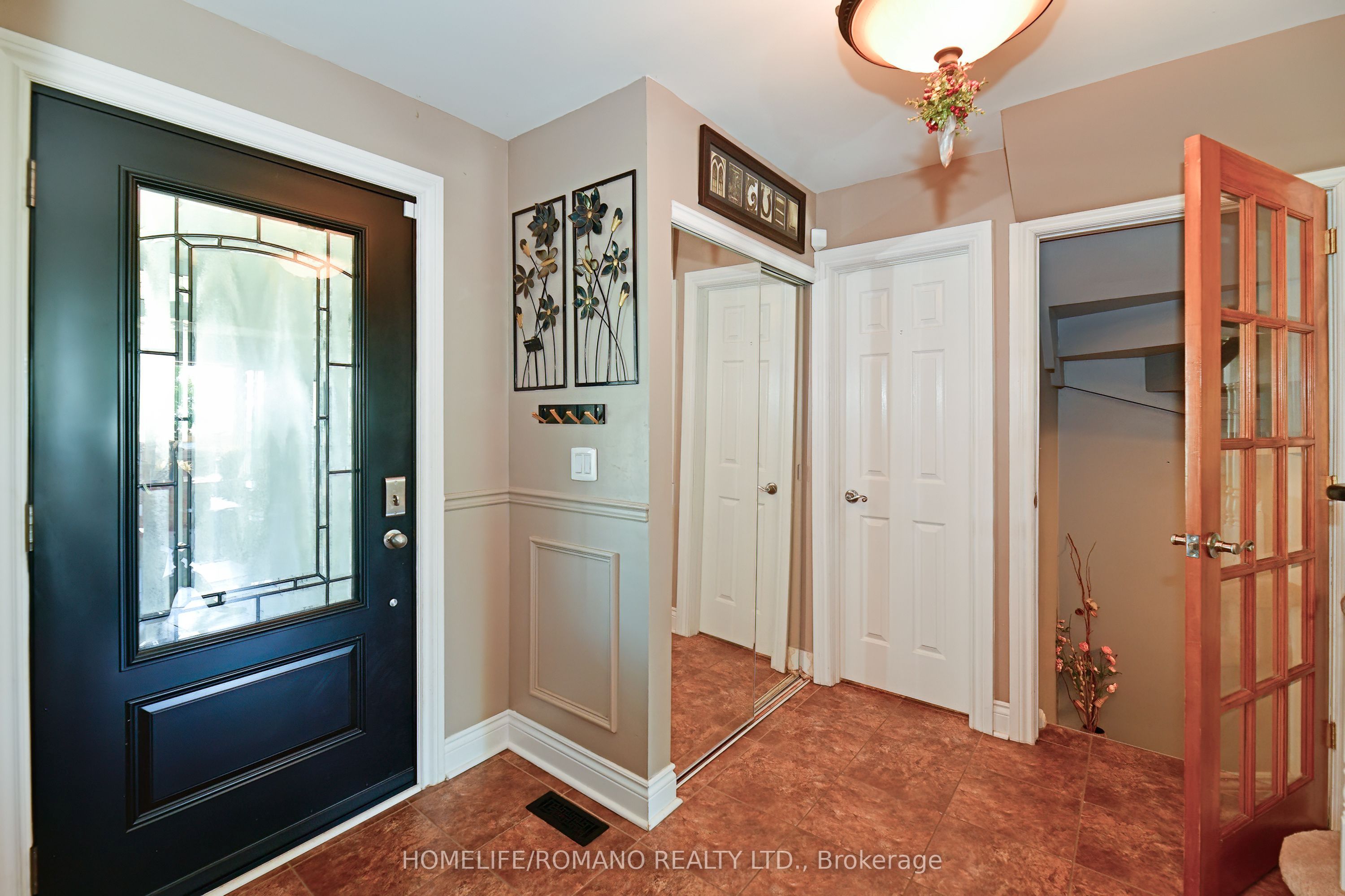 1509 Connery Crescent Property Photo 3