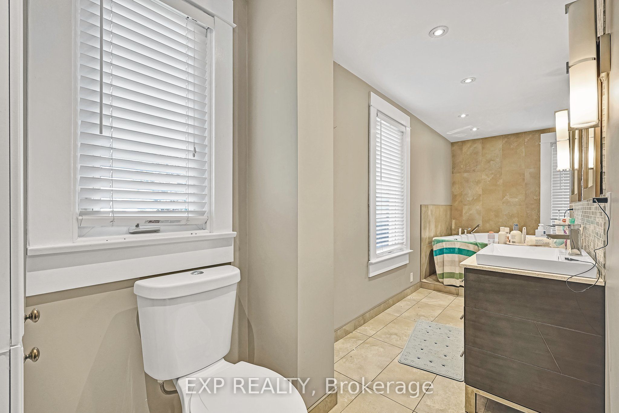 680 Winchester Road W Property Photo 19