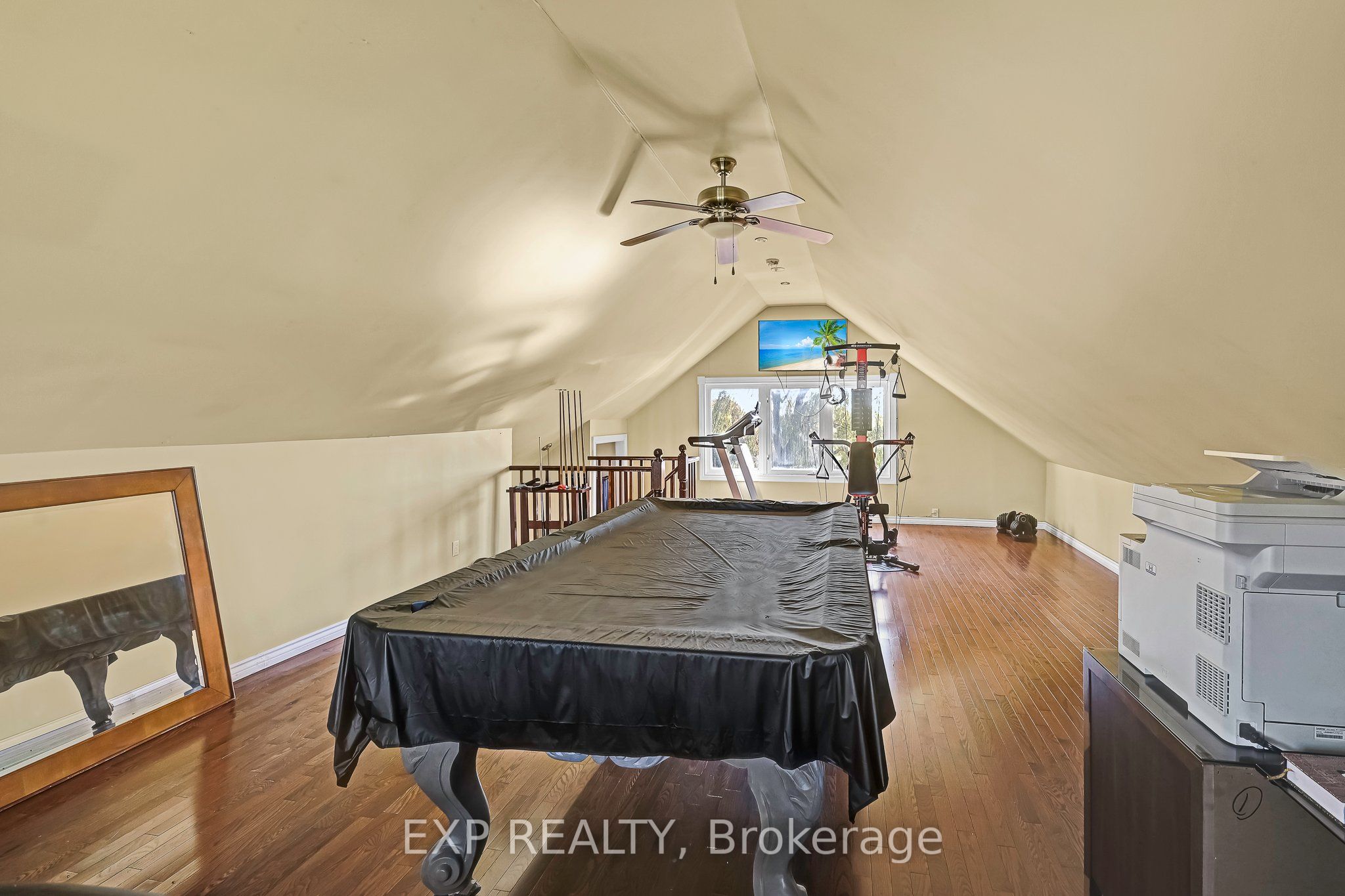 680 Winchester Road W Property Photo 21