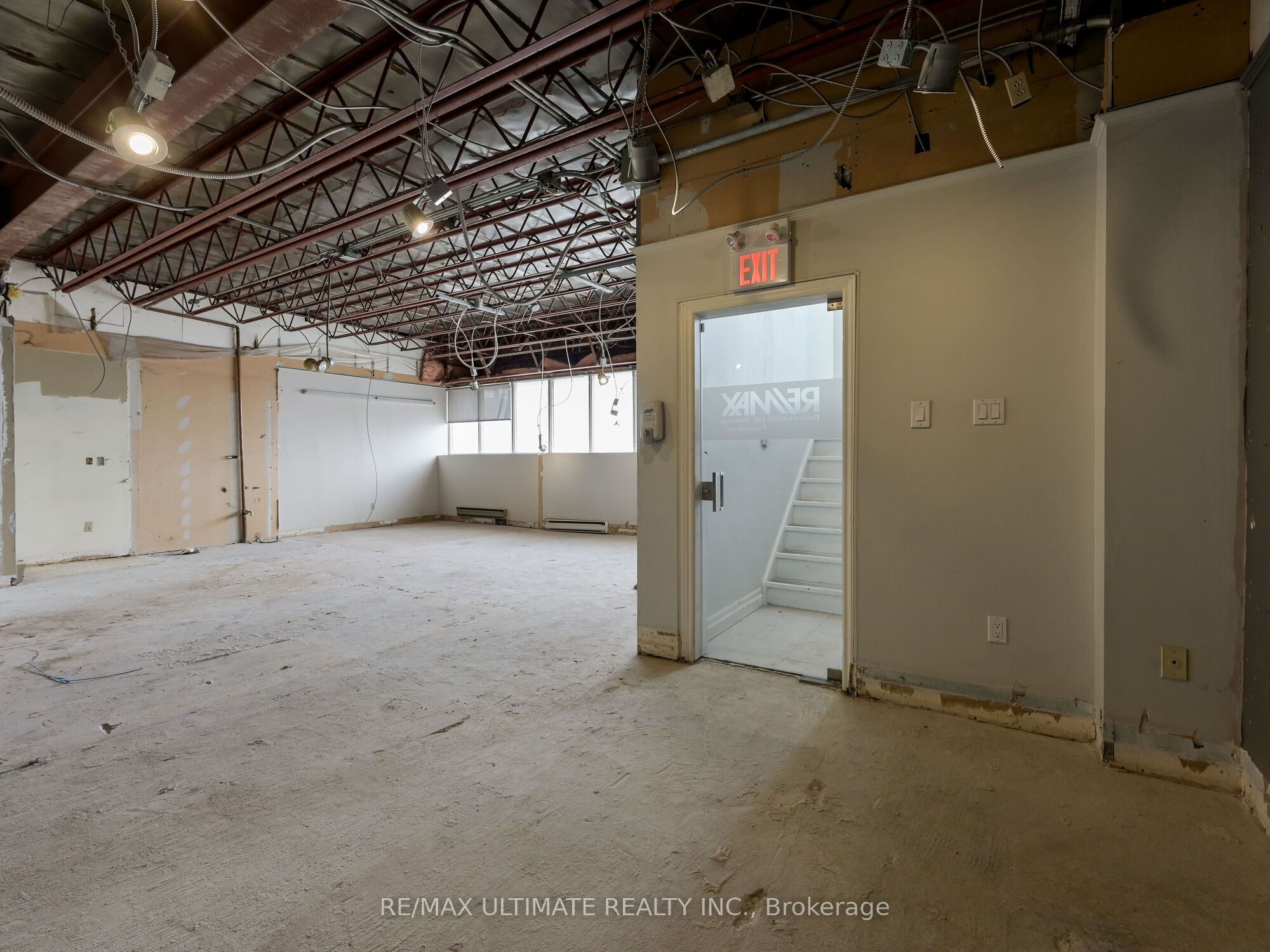 724 Pape Avenue Property Photo 11