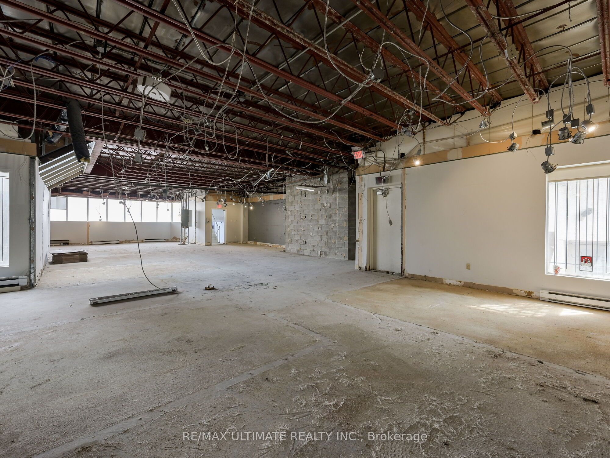 724 Pape Avenue Property Photo 14