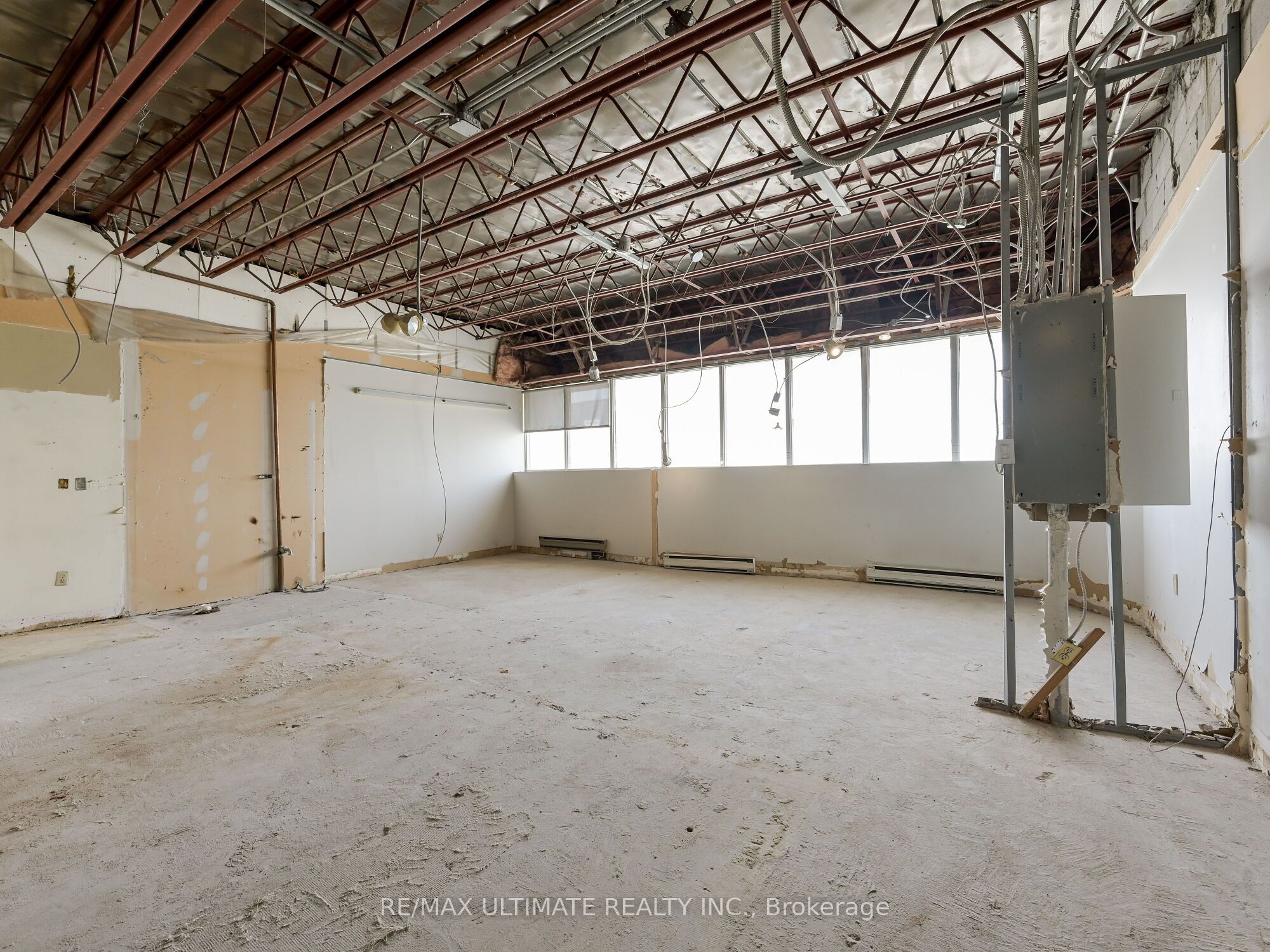 724 Pape Avenue Property Photo 17