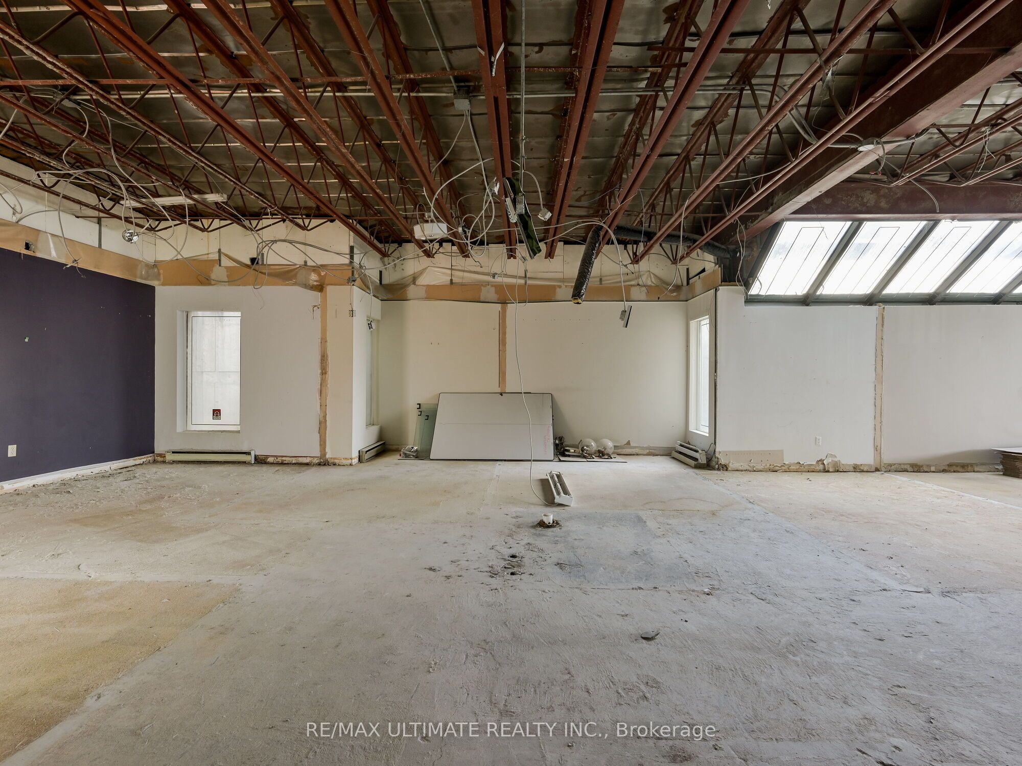 724 Pape Avenue Property Photo 22