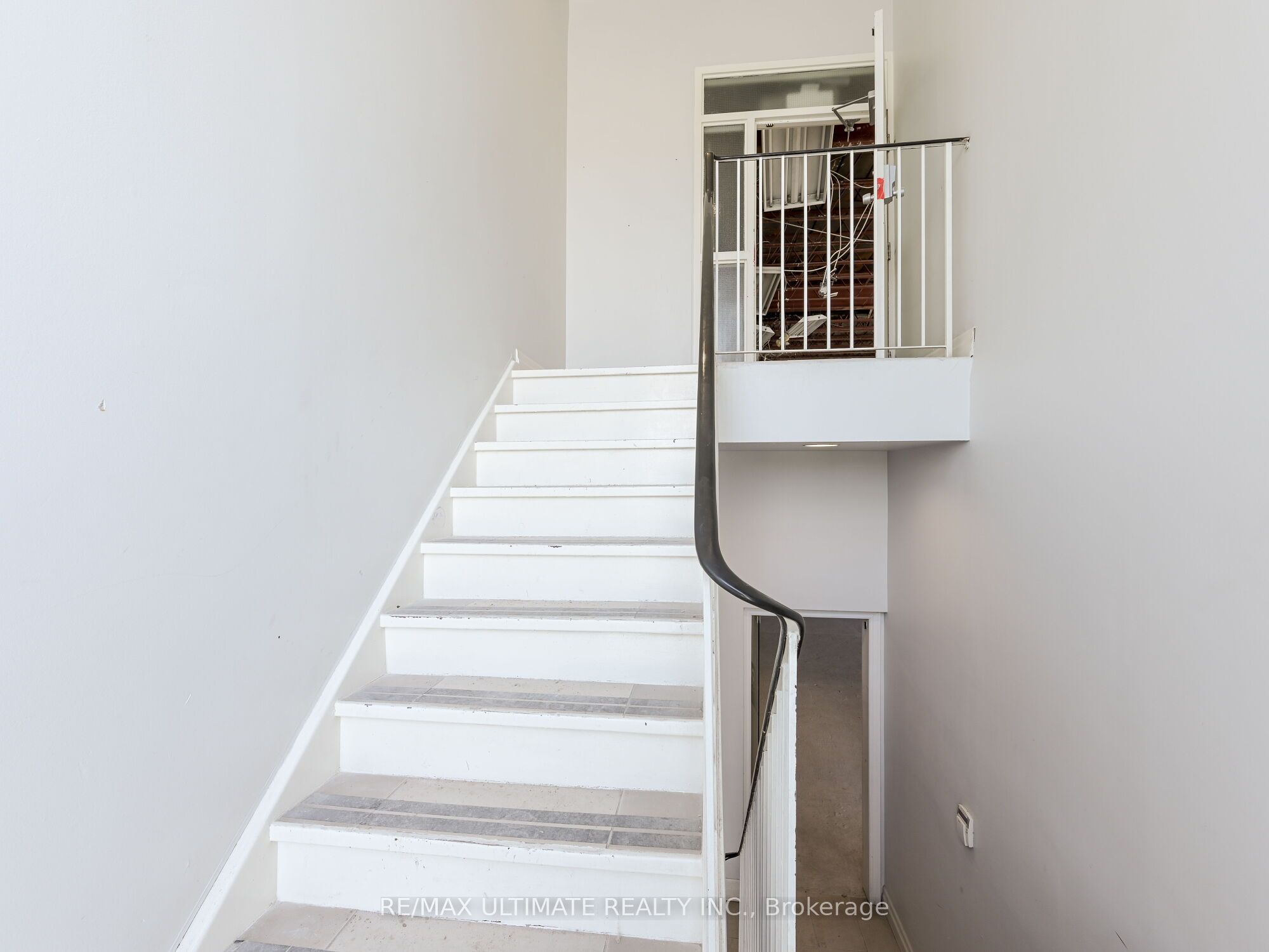 724 Pape Avenue Property Photo 26