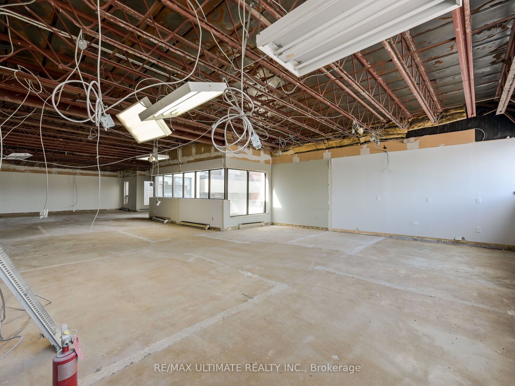 724 Pape Avenue Property Photo 31
