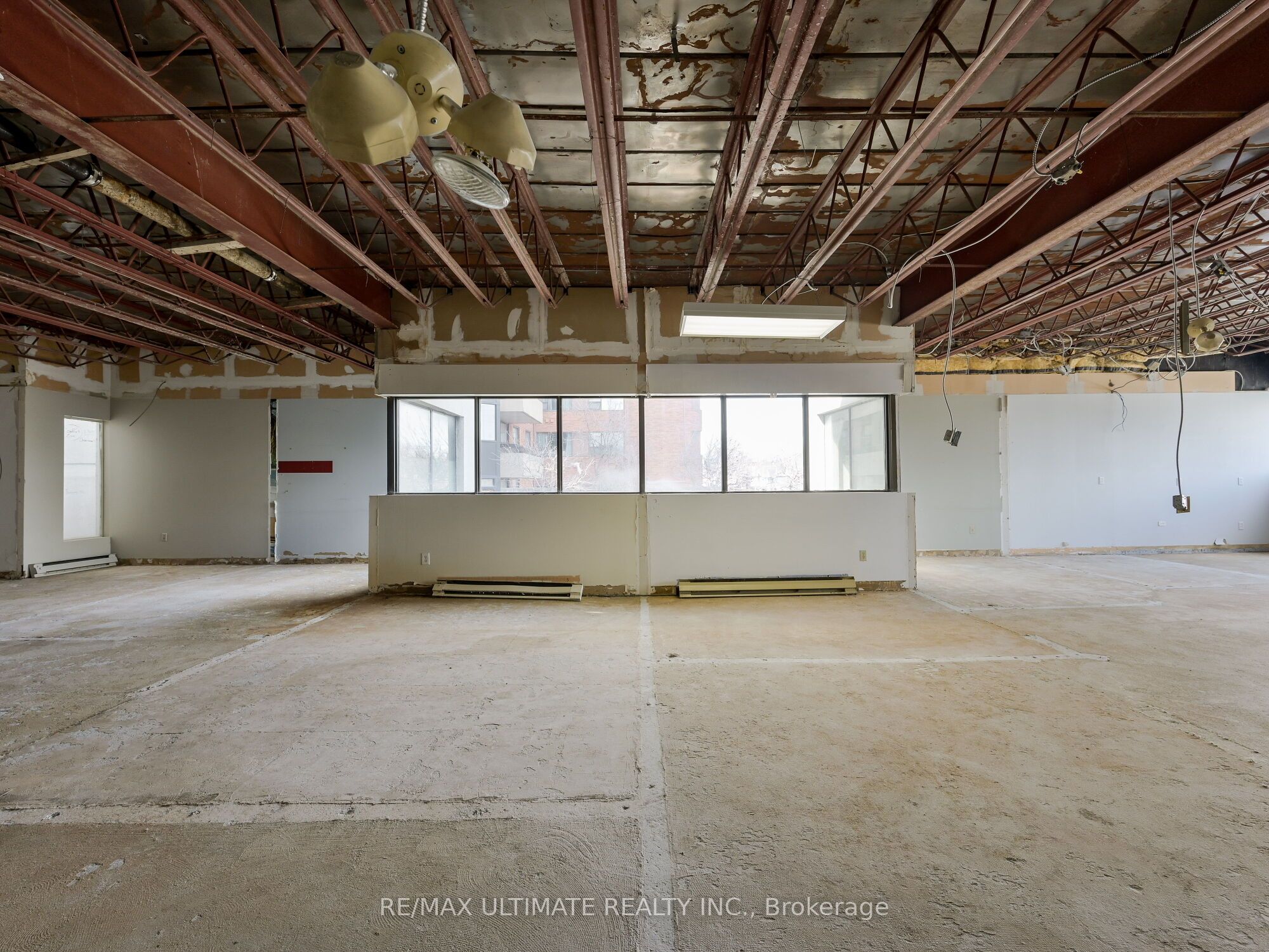 724 Pape Avenue Property Photo 34