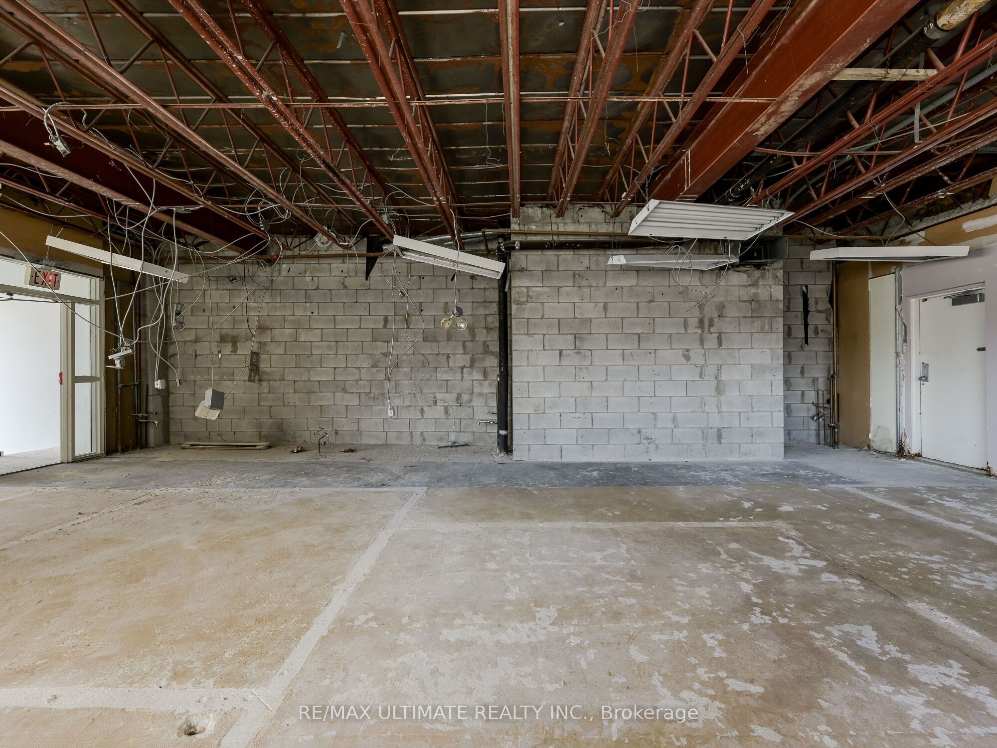 724 Pape Avenue Property Photo 37
