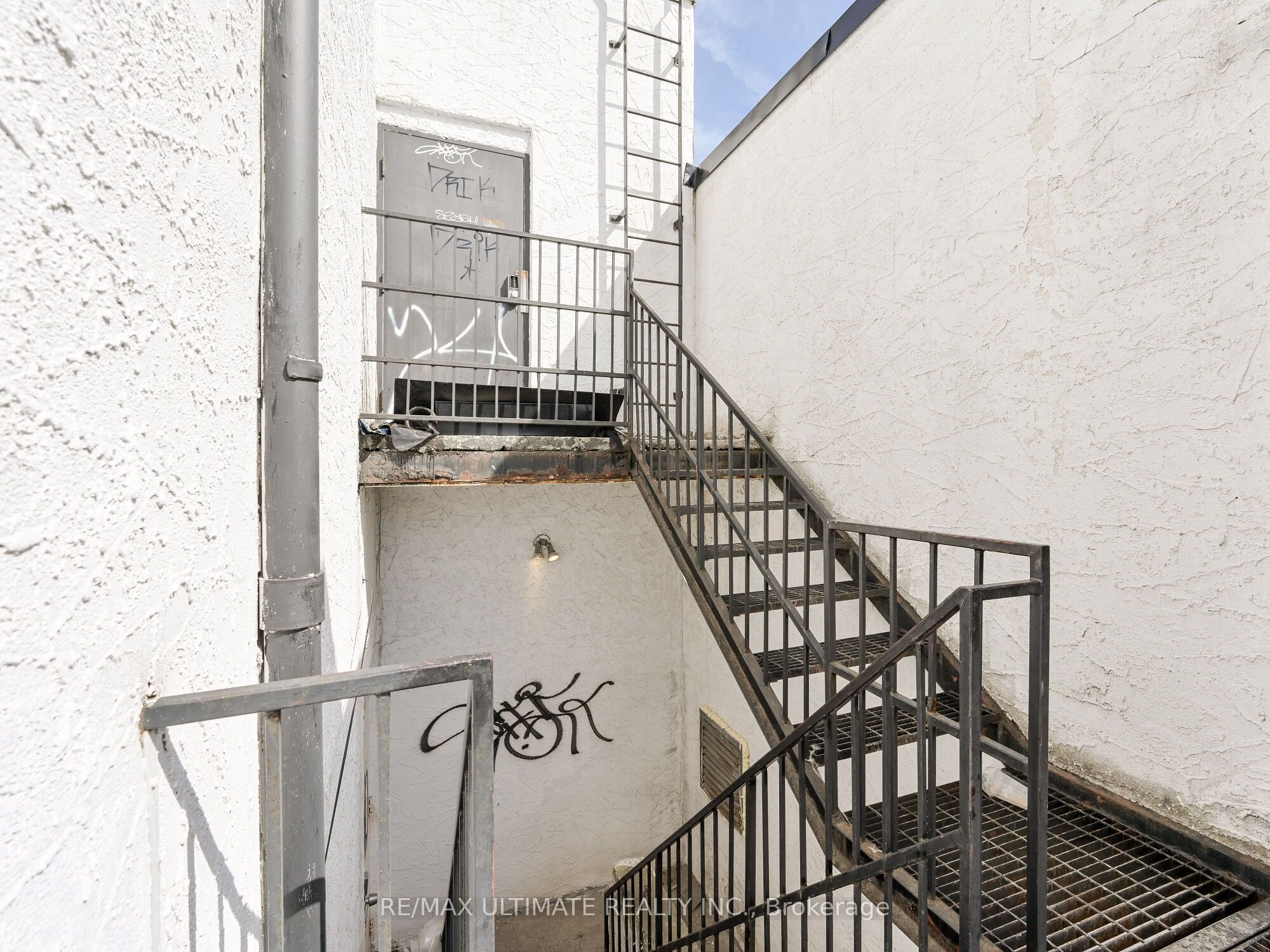 724 Pape Avenue Property Photo 42