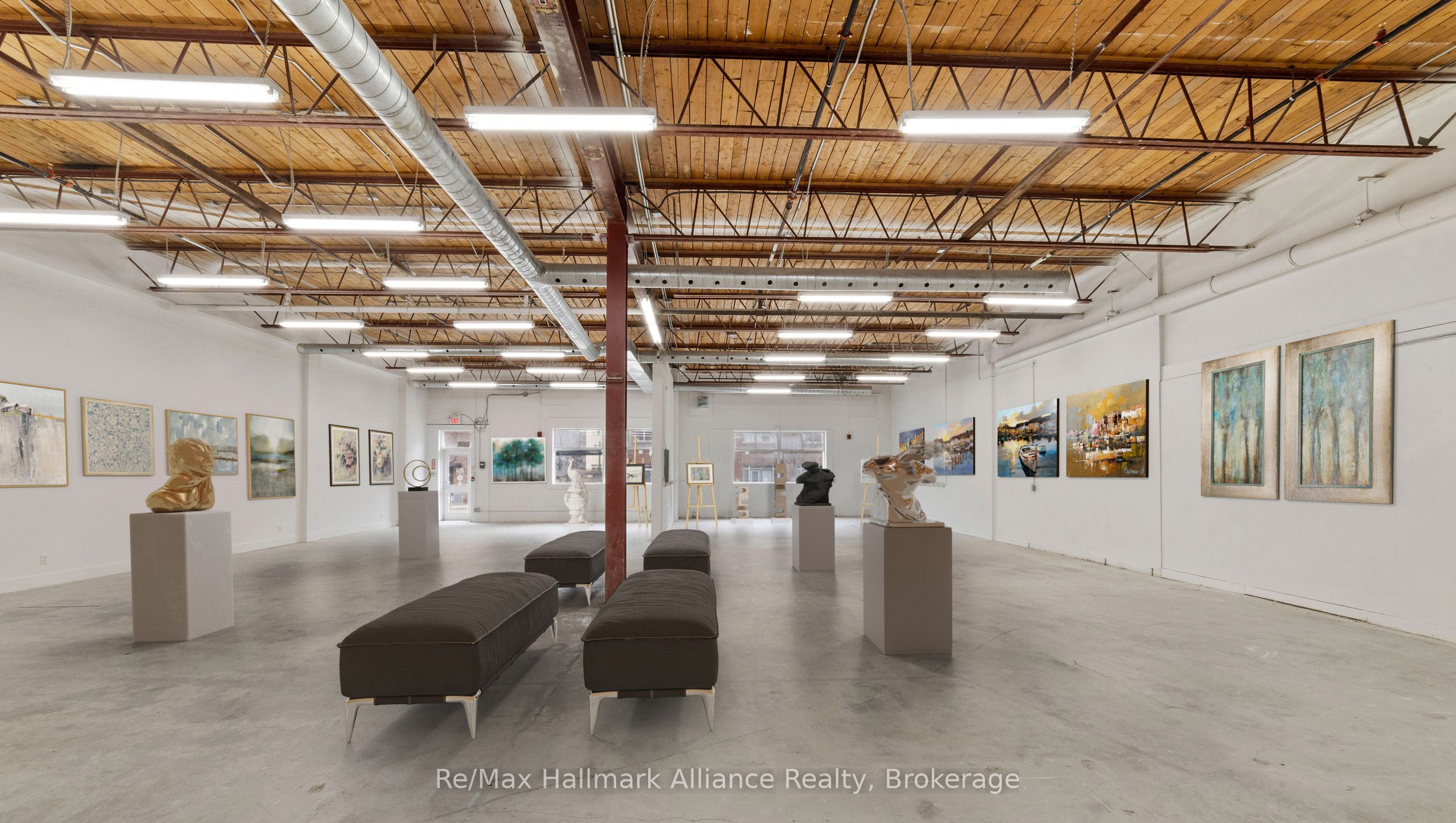 1120 Dundas Street Property Photo 2
