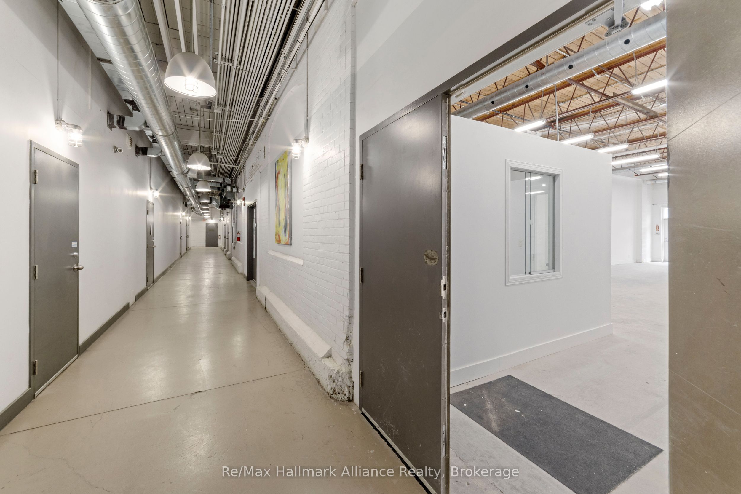 1120 Dundas Street Property Photo 3