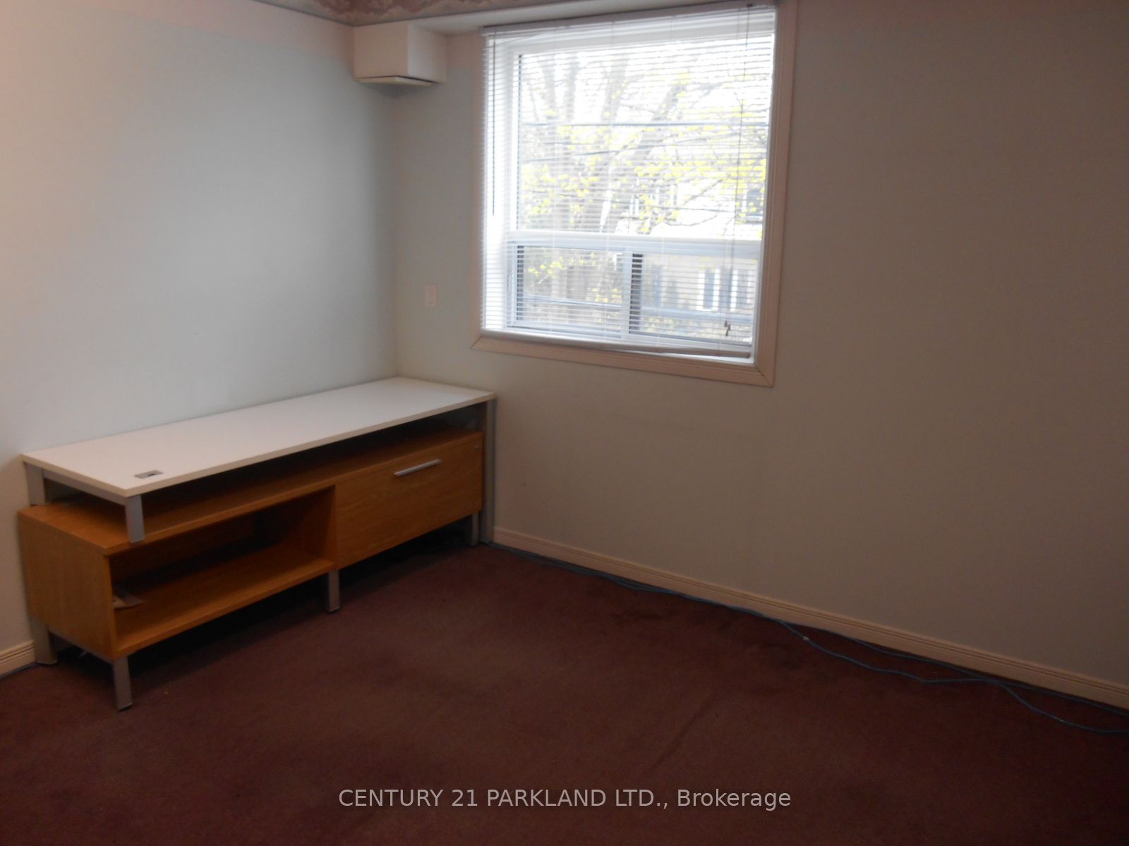 #211 - 2179 Danforth Avenue Property Photo 4