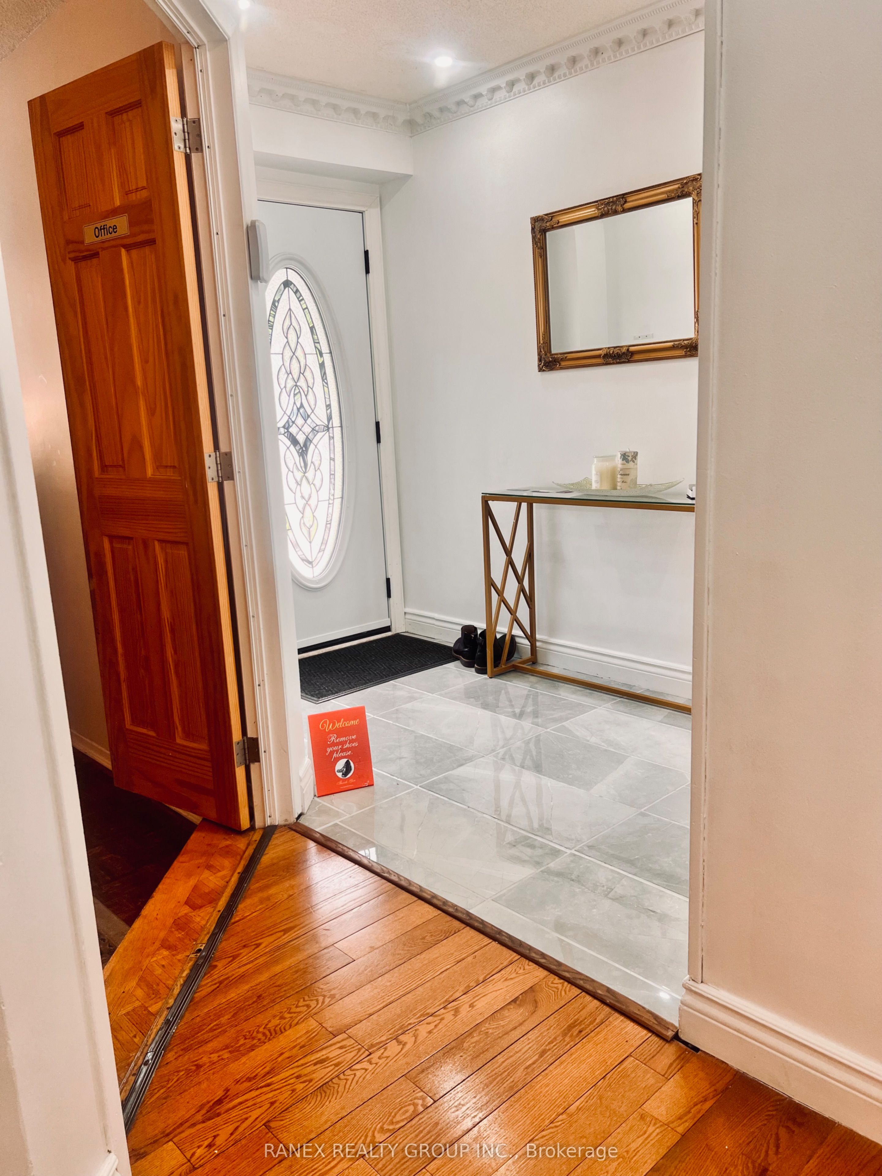 55 Scarfair Pathway Property Photo 4