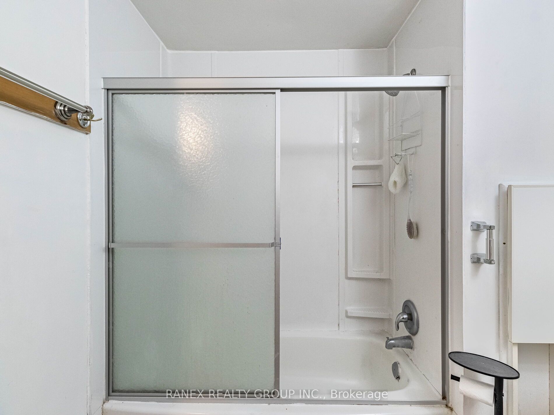 55 Scarfair Pathway Property Photo 32