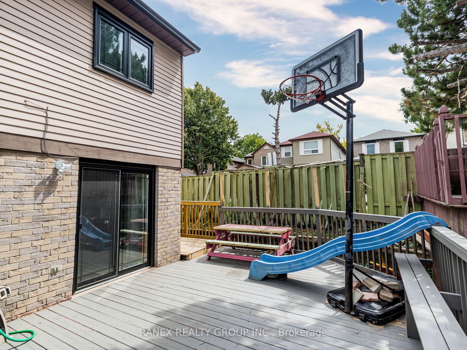 55 Scarfair Pathway Property Photo 45