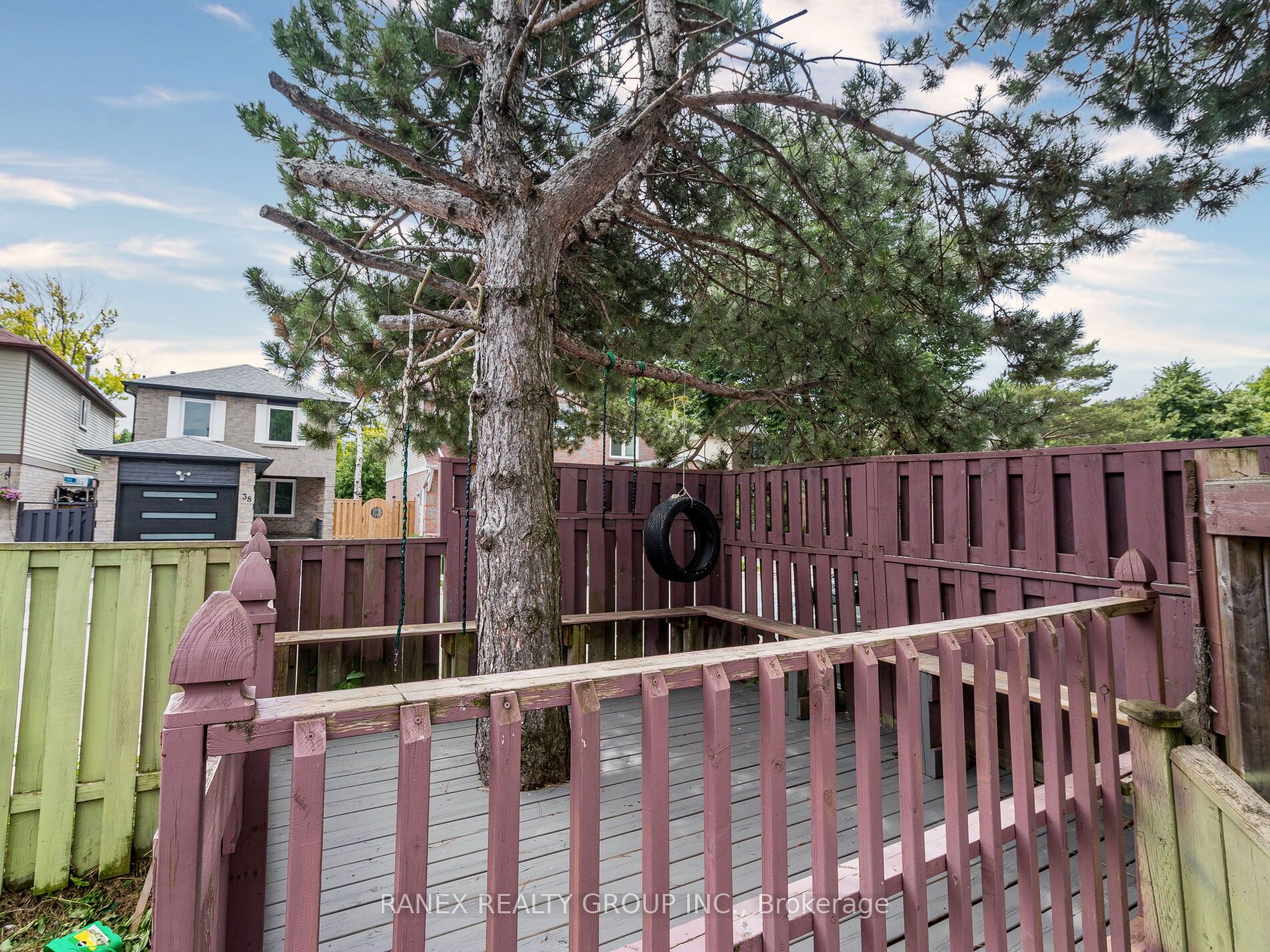 55 Scarfair Pathway Property Photo 47