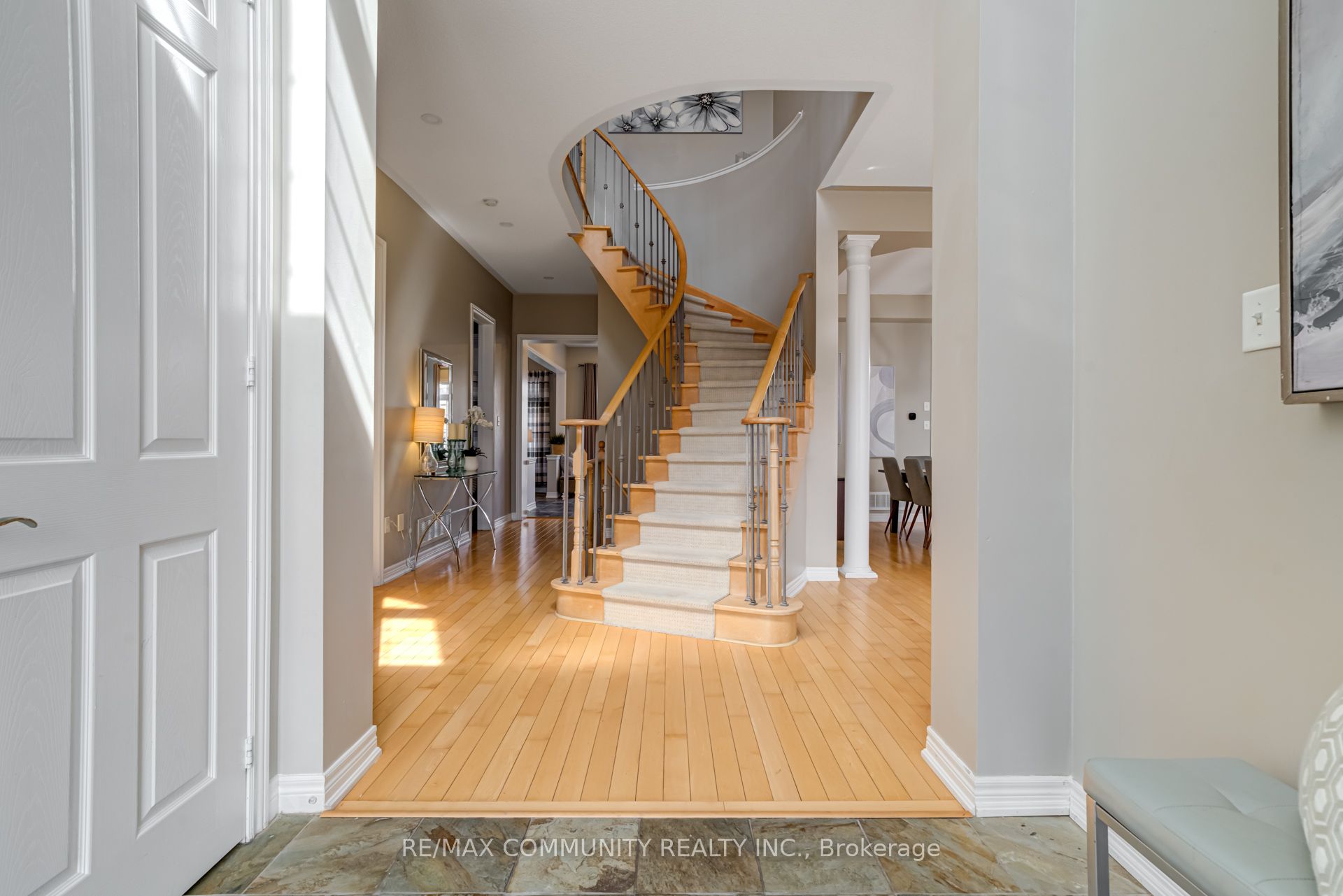 1673 Ballantrae Drive Property Photo 3