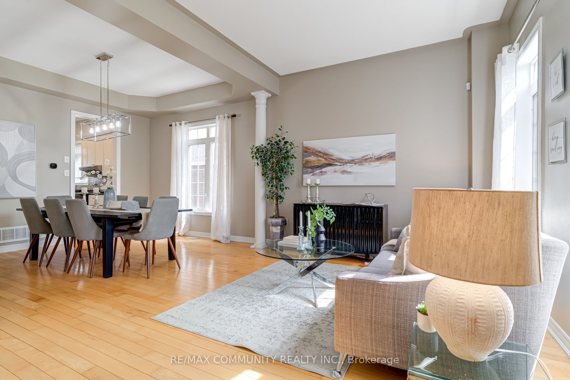 1673 Ballantrae Drive Property Photo 4