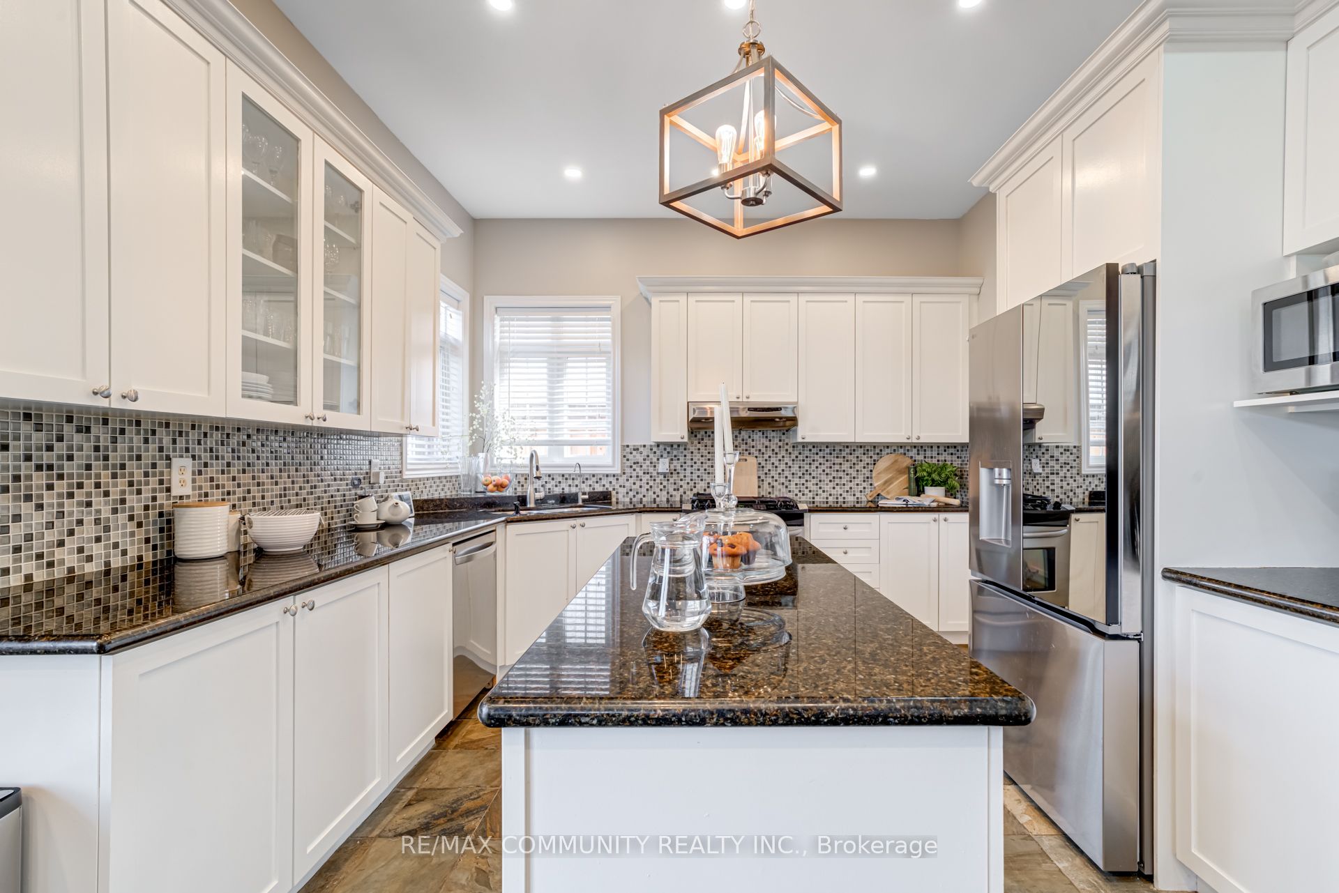 1673 Ballantrae Drive Property Photo 10