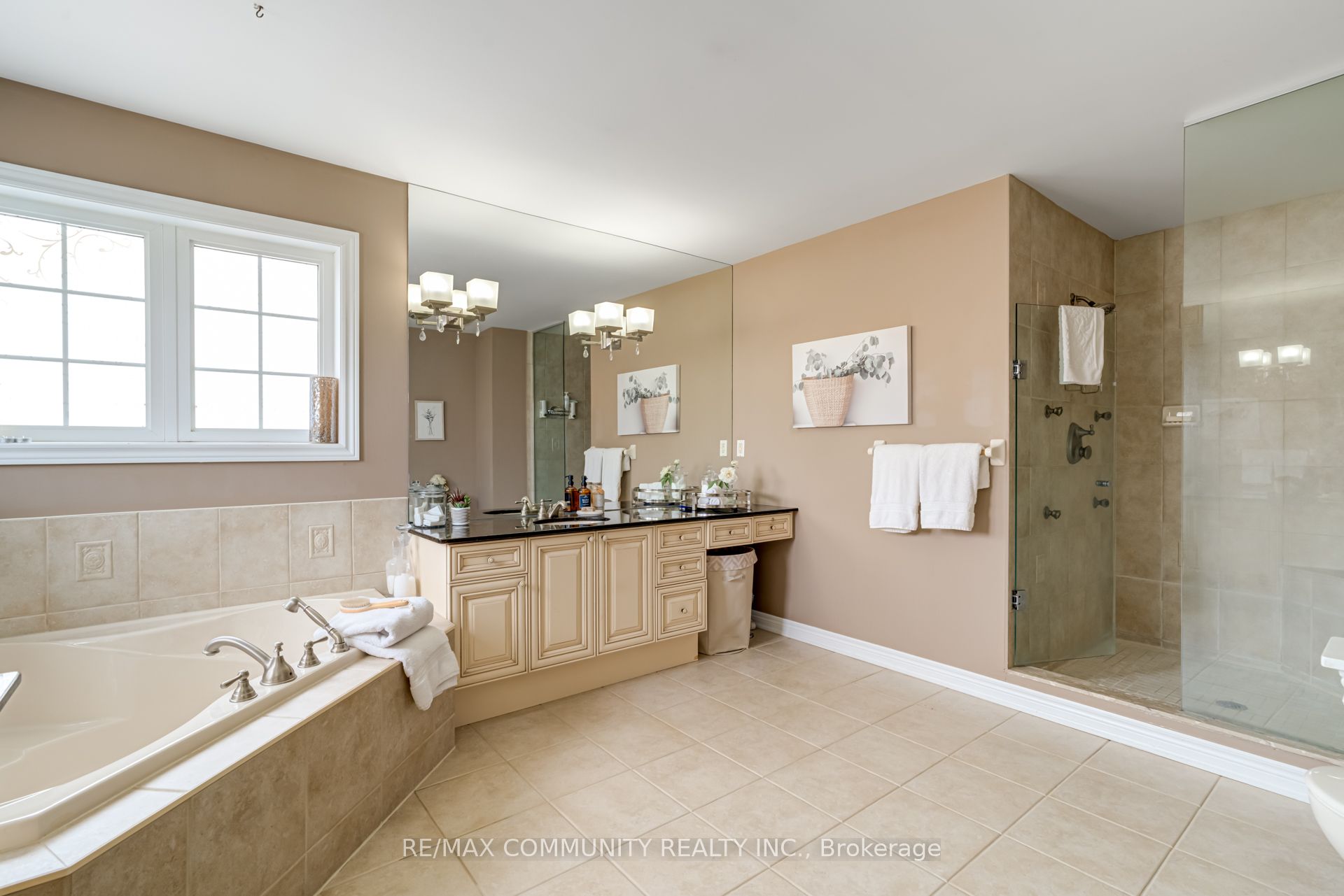1673 Ballantrae Drive Property Photo 22