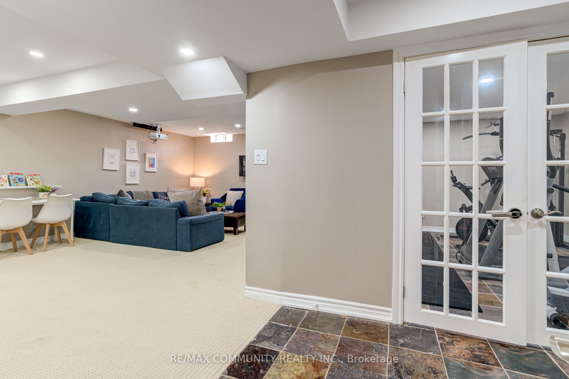 1673 Ballantrae Drive Property Photo 30