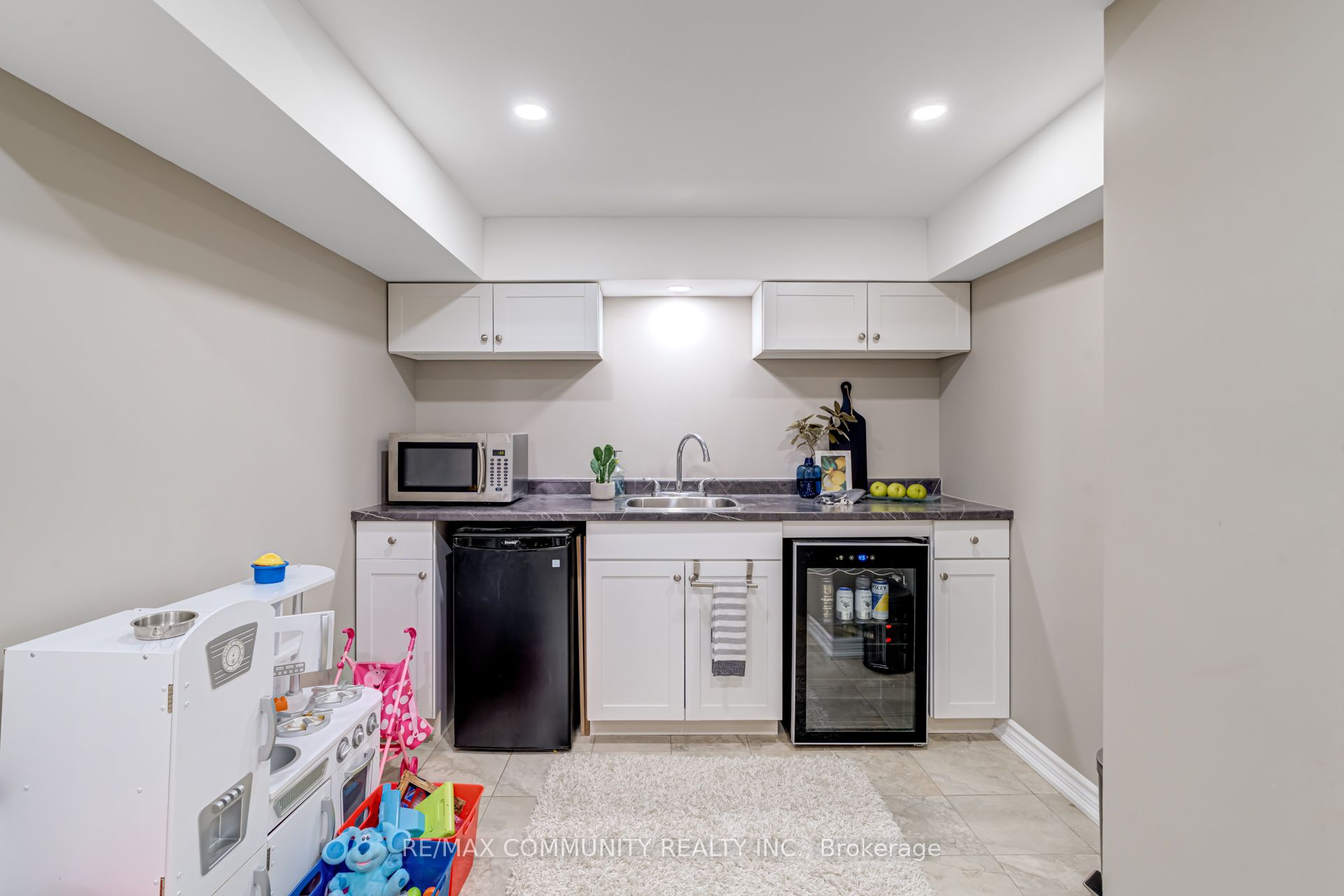 1673 Ballantrae Drive Property Photo 33