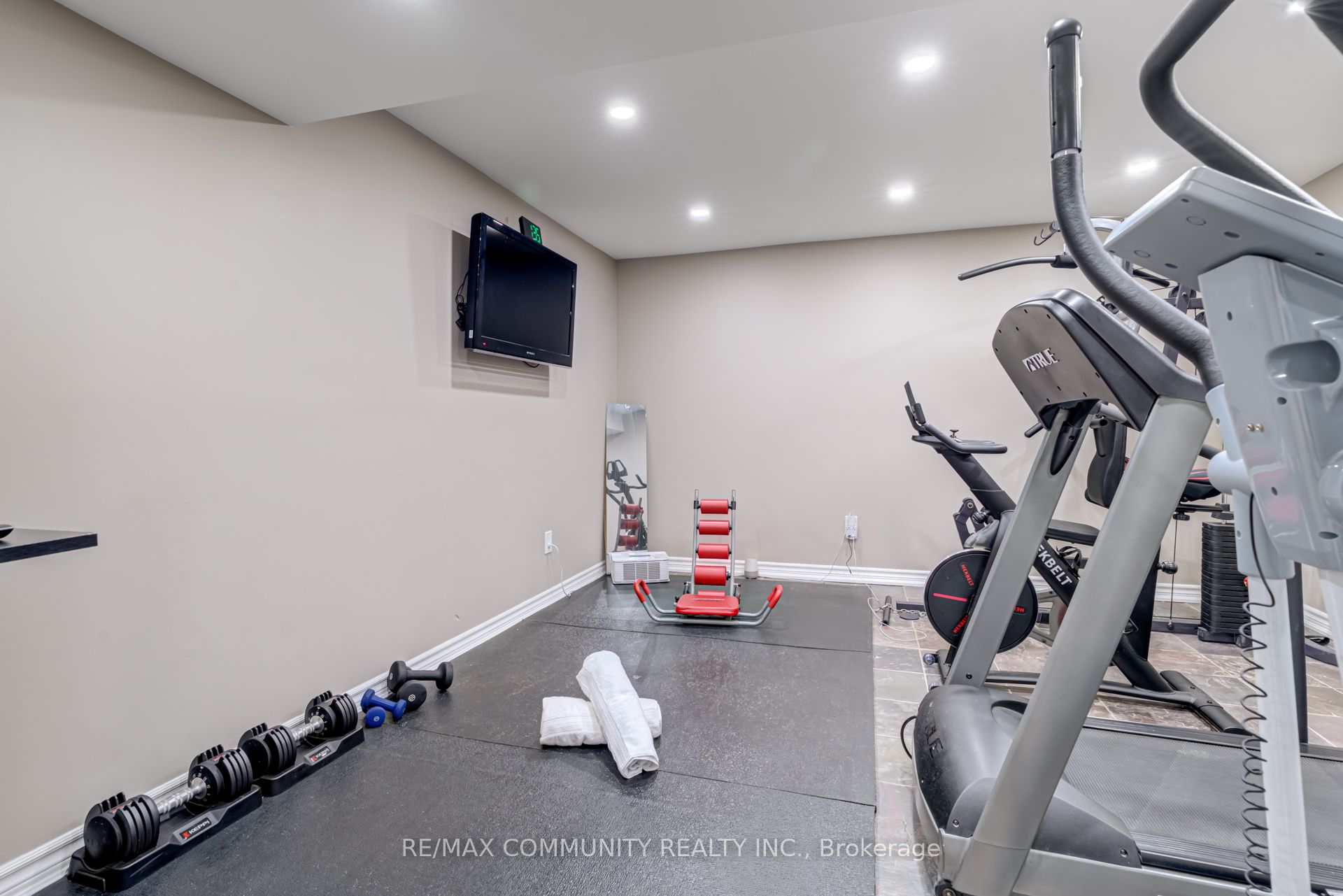 1673 Ballantrae Drive Property Photo 35