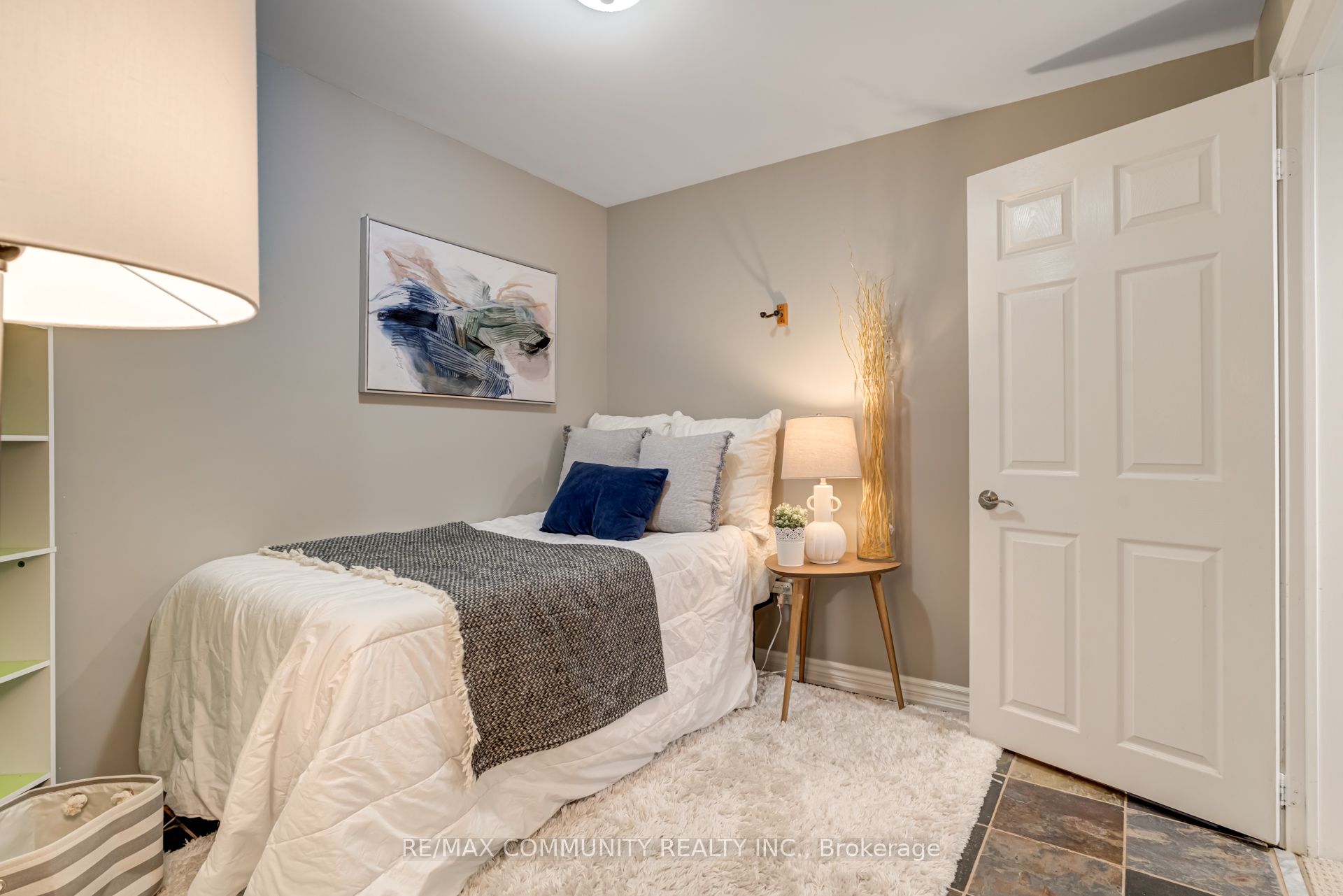1673 Ballantrae Drive Property Photo 37