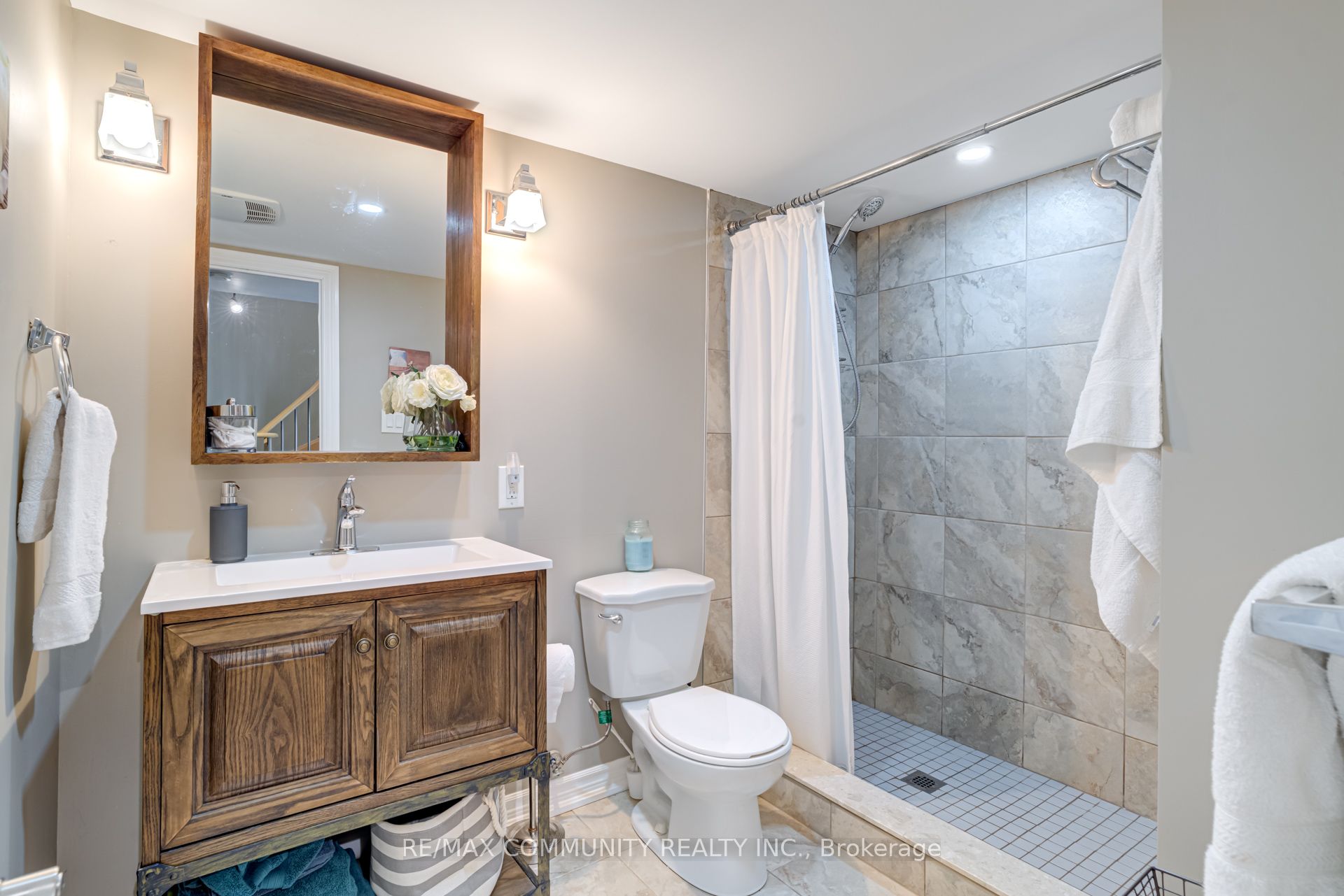 1673 Ballantrae Drive Property Photo 38